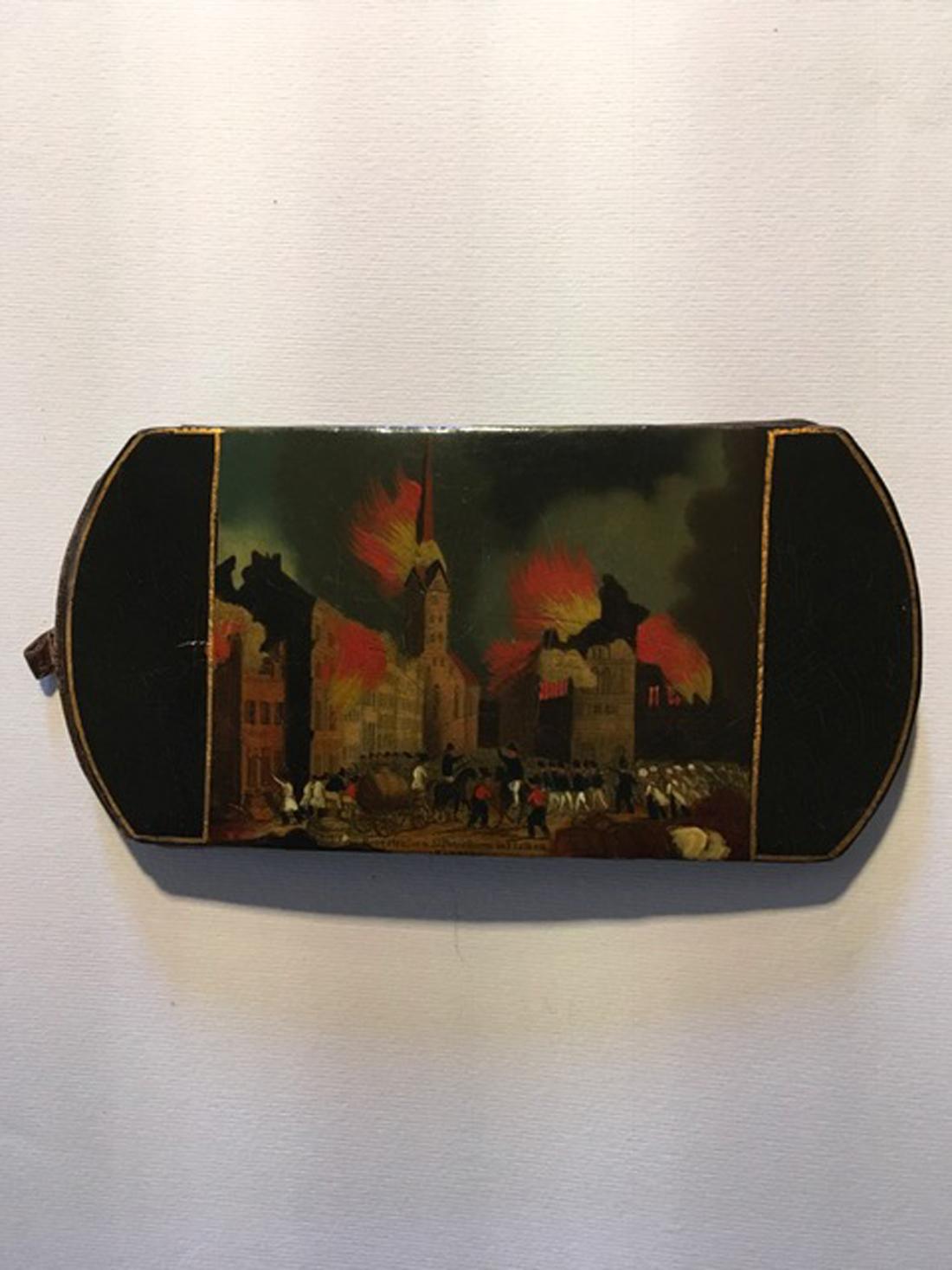 Mid-19th Century Dutch Lacquered Hamburg Fire Scene Wood Snuff Box For Sale 14