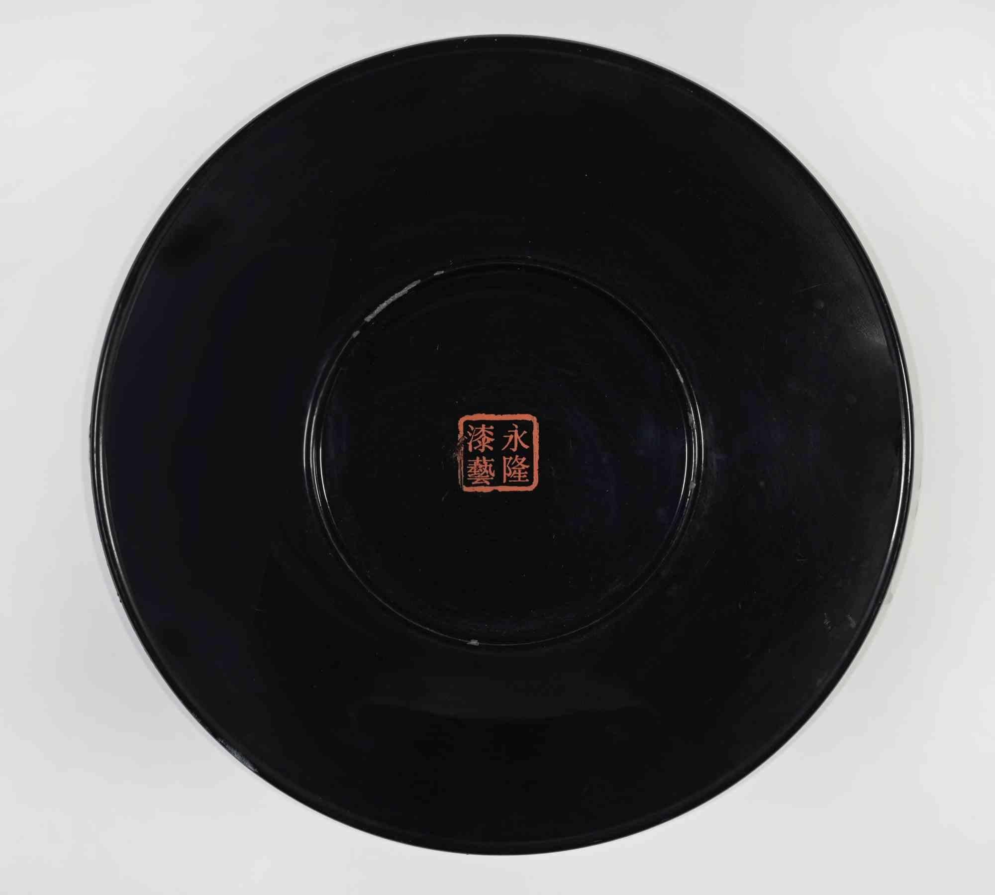 Lacquered Japanese Plate with Landscape, Second half 20th Century In Good Condition For Sale In Roma, IT