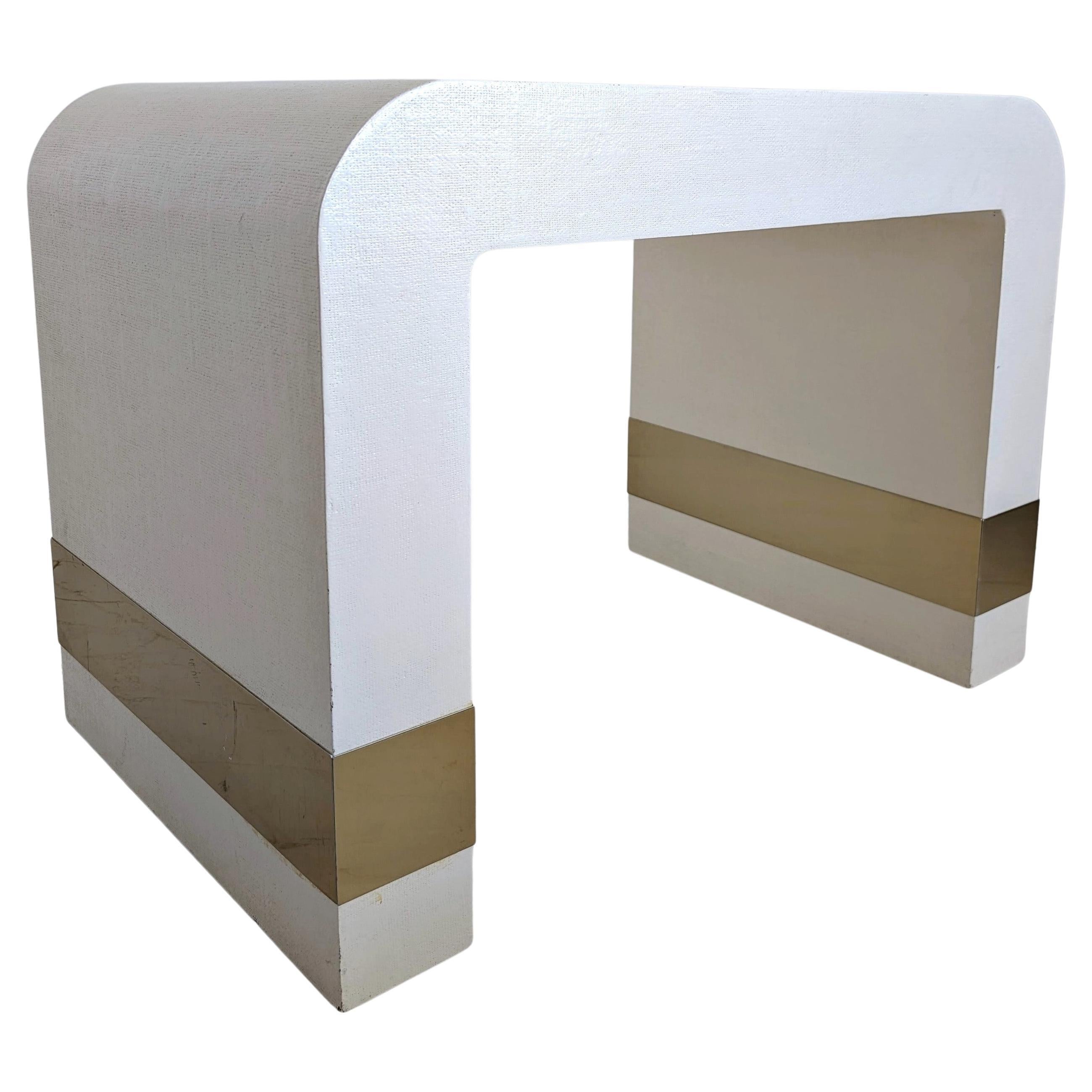 Lacquered linen waterfall side or coffee table with gold metal bands, USA 1980s im Angebot