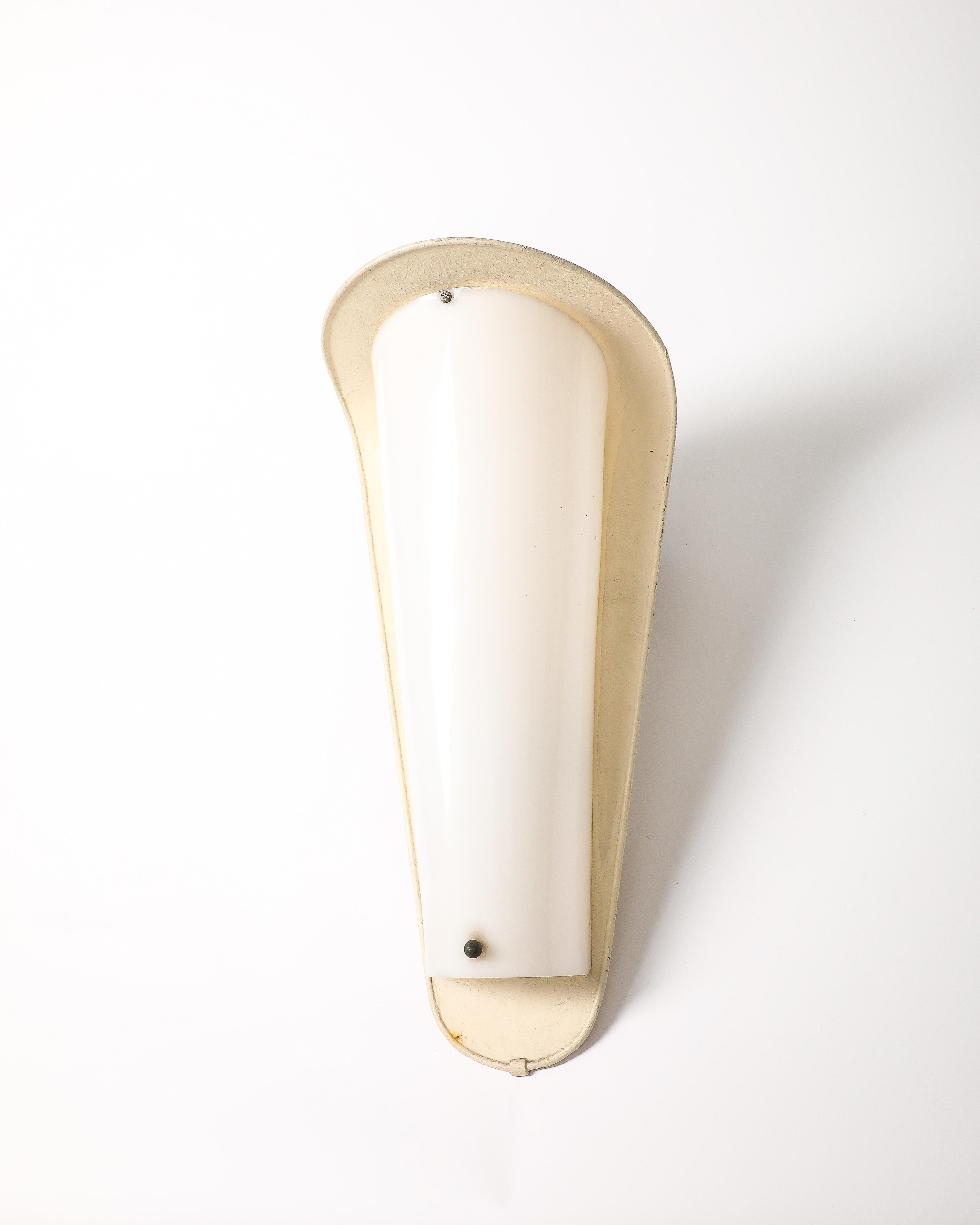 Lacquered Metal and Acrylic Tall Sconce, Italy, c. 1960 In Excellent Condition For Sale In New York City, NY