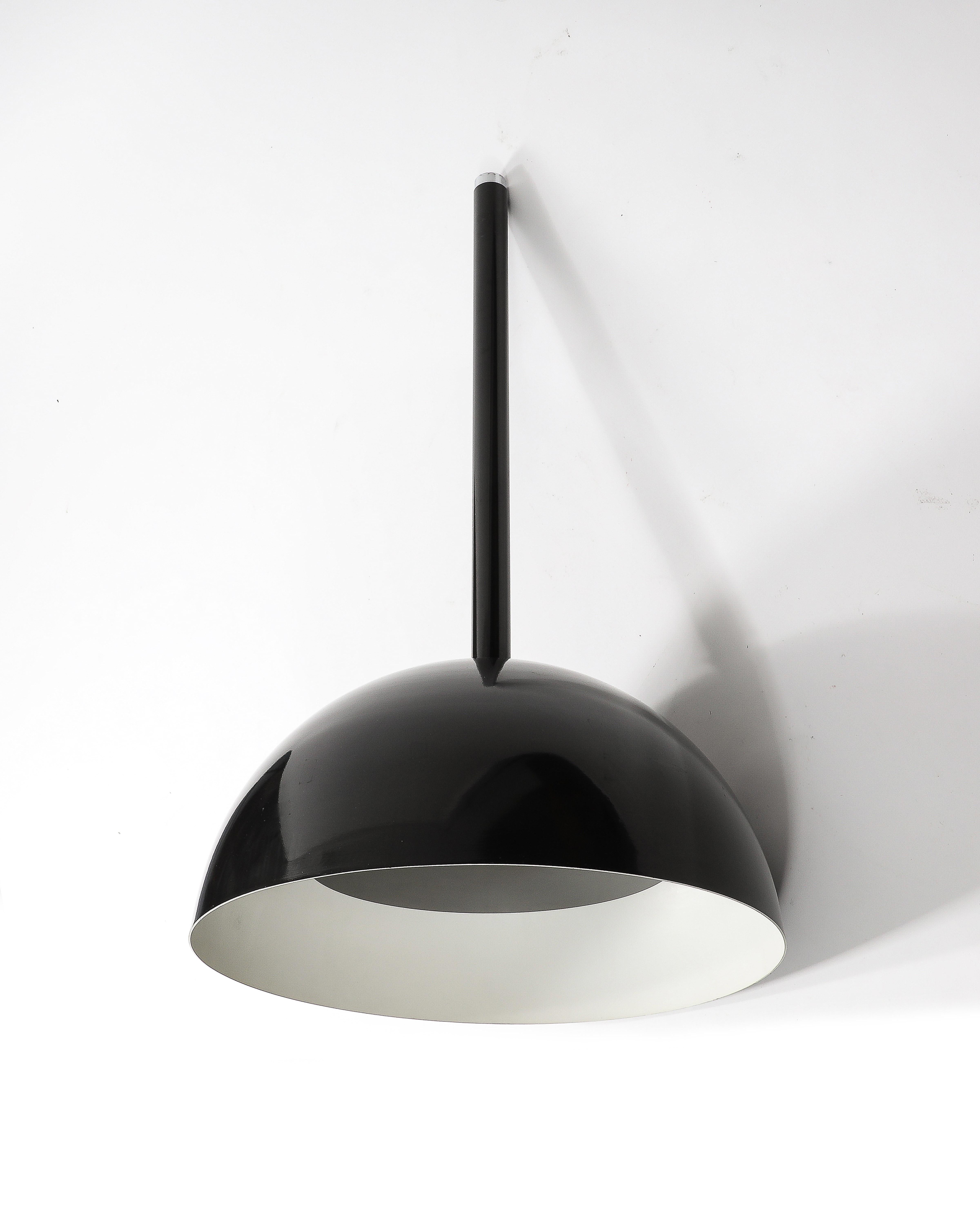 Milieu du XXe siècle Lustre en métal laqué de Franco Buzzi, Italie, vers 1960 en vente