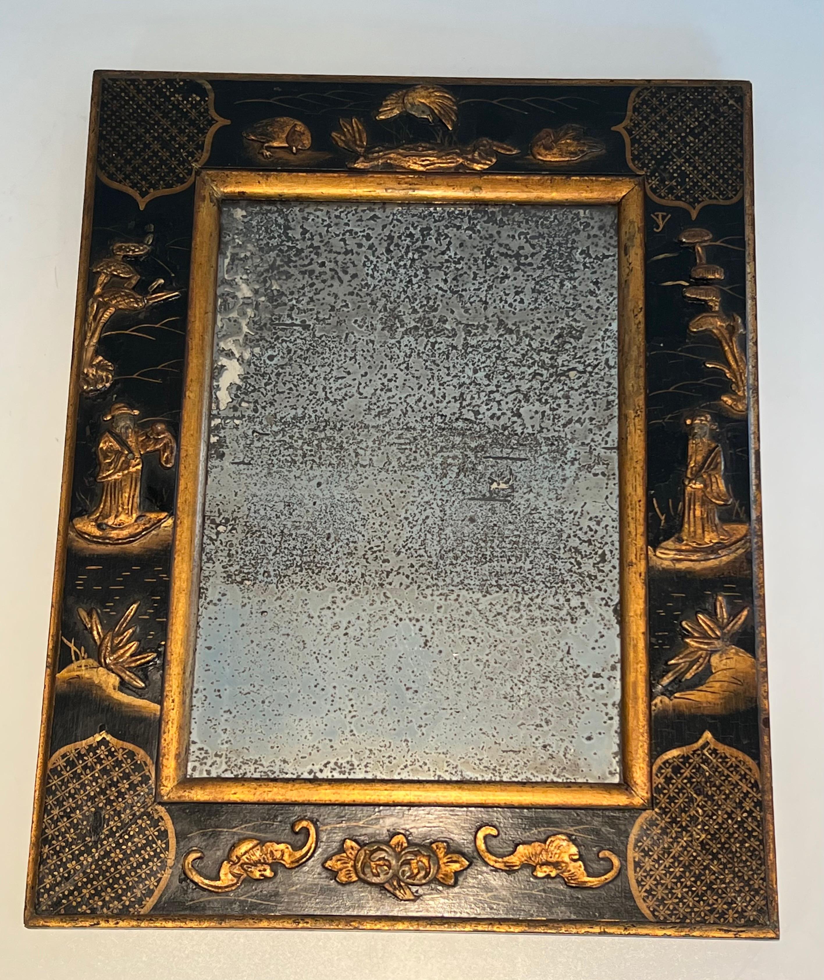 Lacquered Mirror with Chinese Scenes in the style of Maison Jansen. Circa 1940 For Sale 7