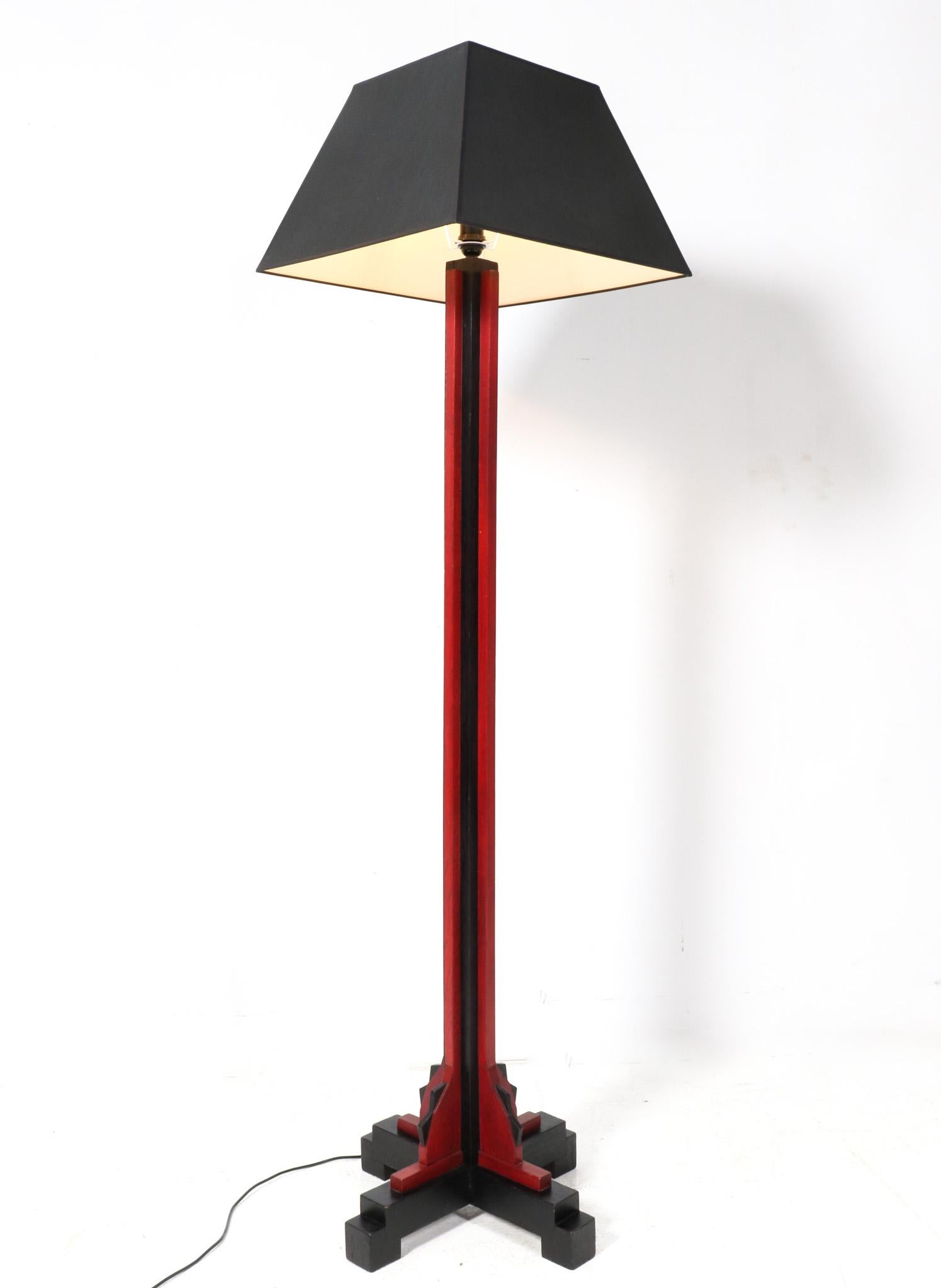 Early 20th Century Lacquered Oak Art Deco Modernist Floor Lamp by Cor Alons, 1920s For Sale
