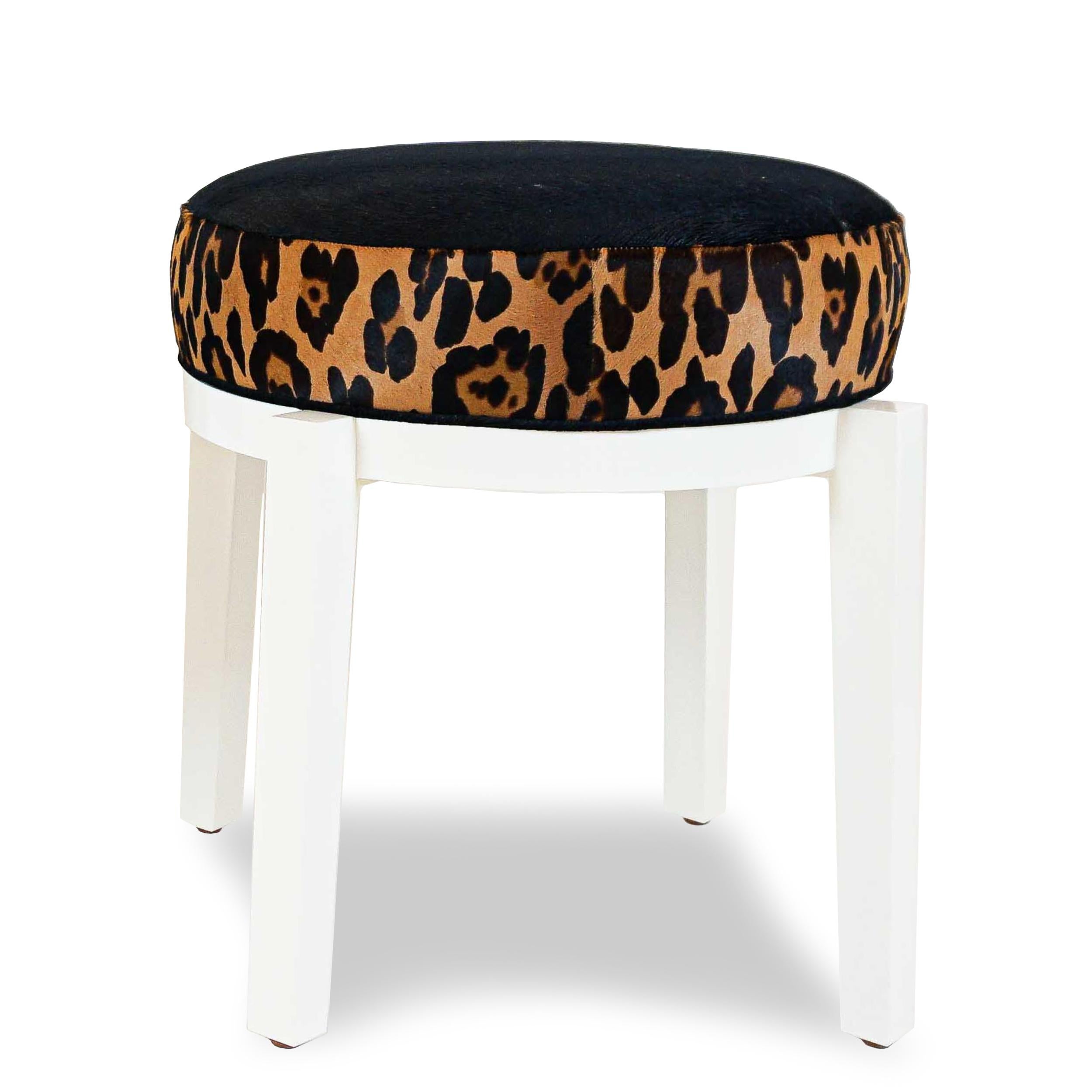 Lacquered Ottoman Stool with Leopard Printed Calfskin and Animal Embossed Velvet For Sale 2