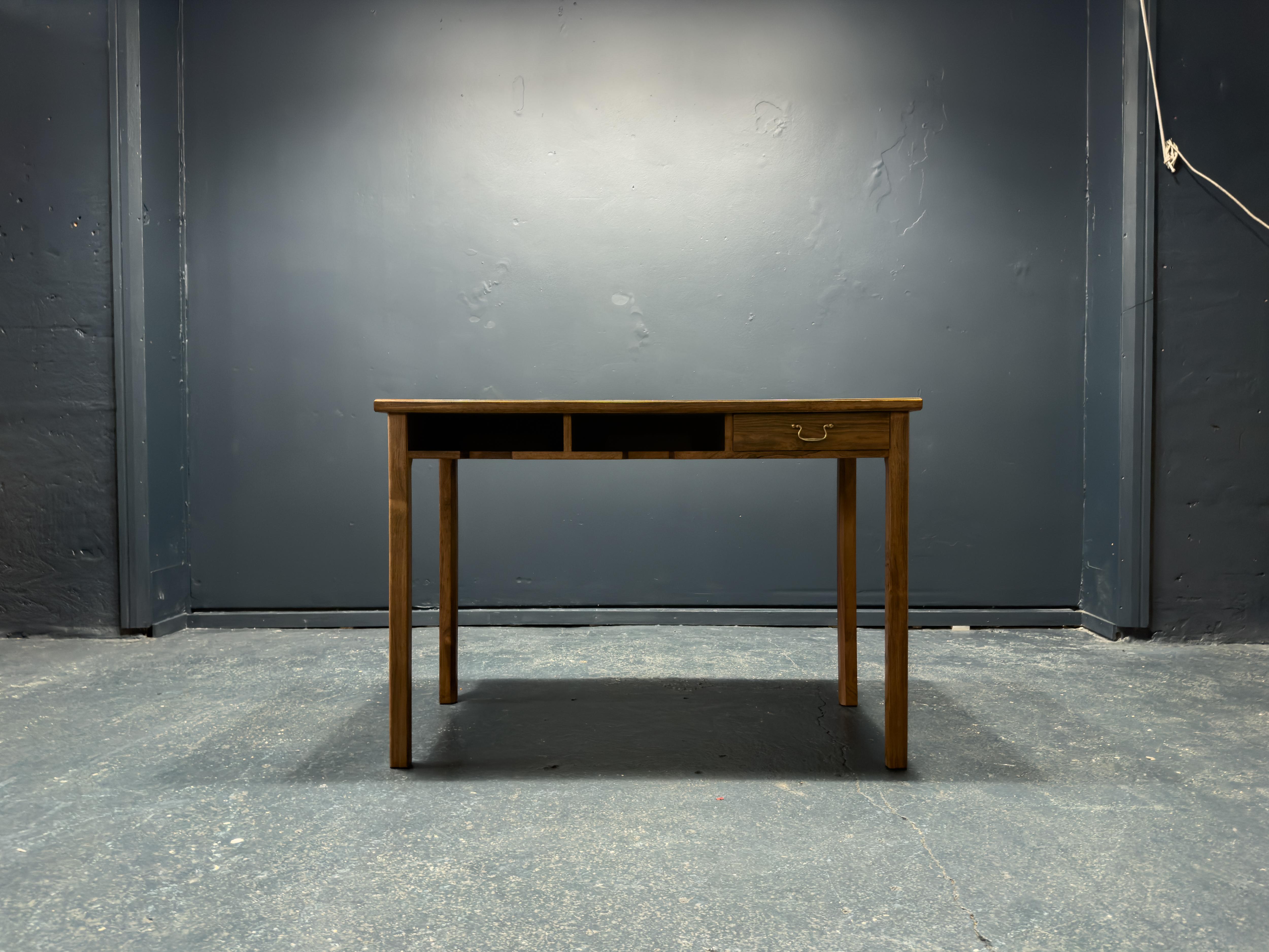 Mid-Century Modern Lacquered Desk For Sale