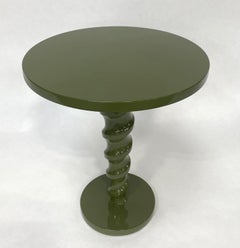 Lacquered Screw Table by Dos Gallos Studio