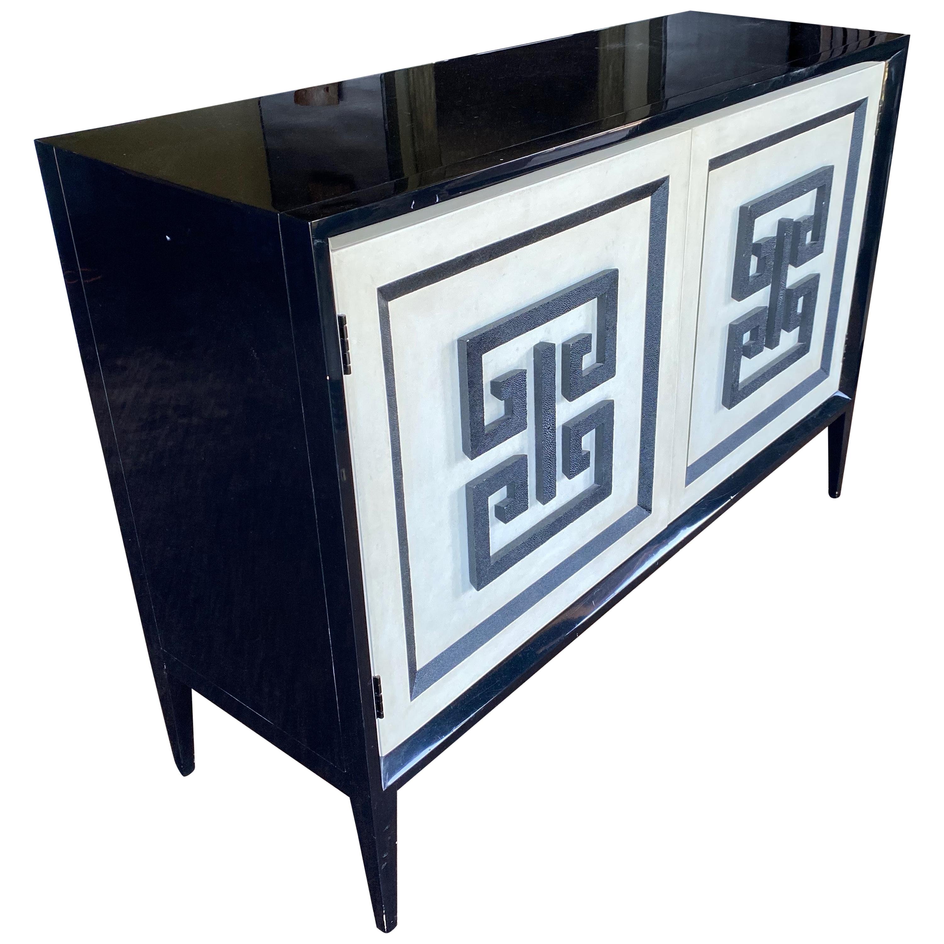 Lacquered Side Board Cabinet with Classic Door Design