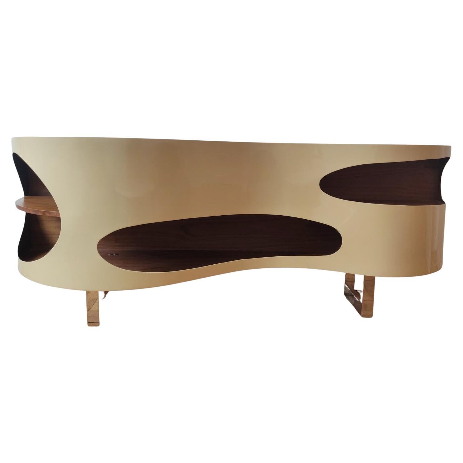 Lacquered sideboard - Space age   Italy 70s