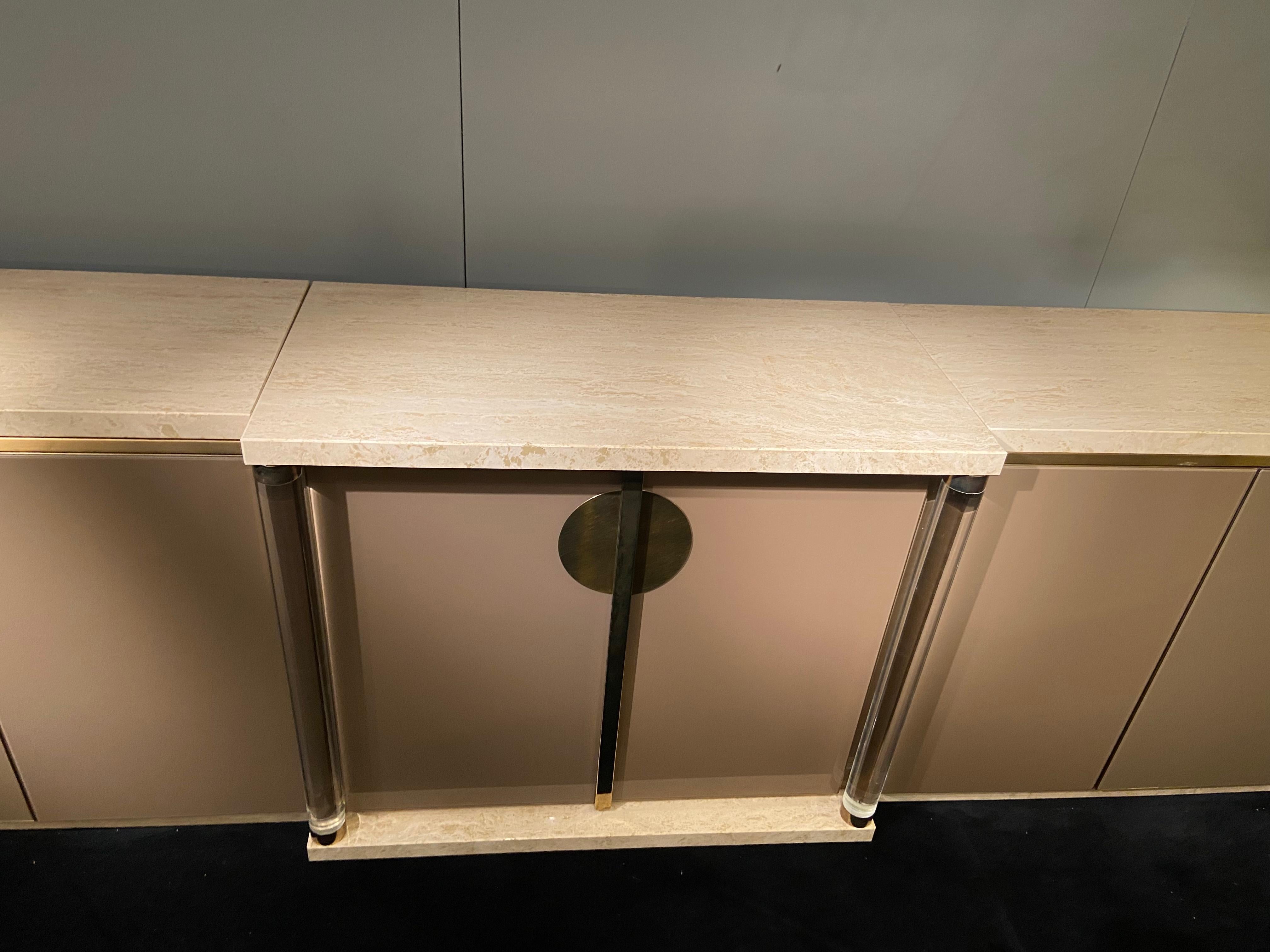 Lacquered Sideboard, Travertine and Plexiglass, Belgo Chrom, 1970s In Good Condition For Sale In Brussels , BE