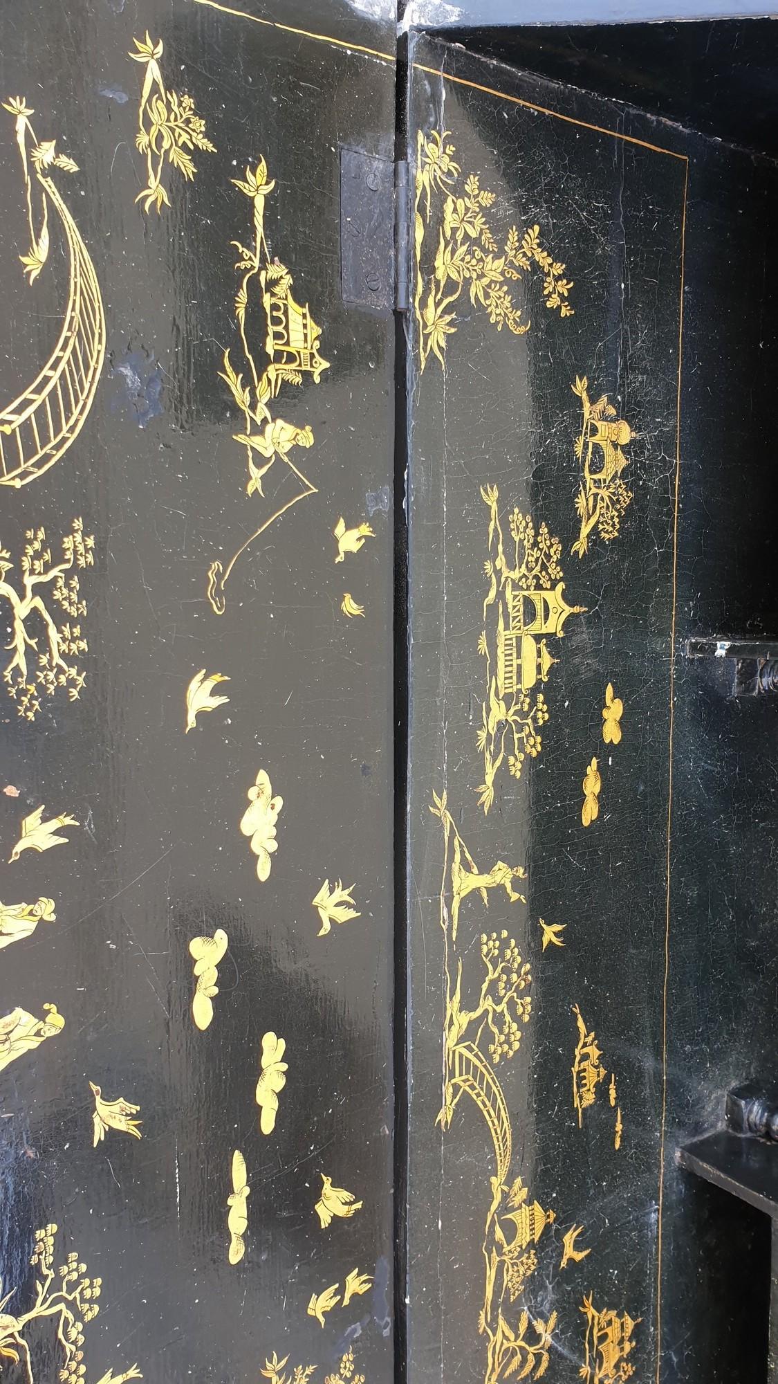 Lacquered Sloping Desk, Chinoiserie, Late 18th Early 19th Century In Good Condition For Sale In MARSEILLE, FR
