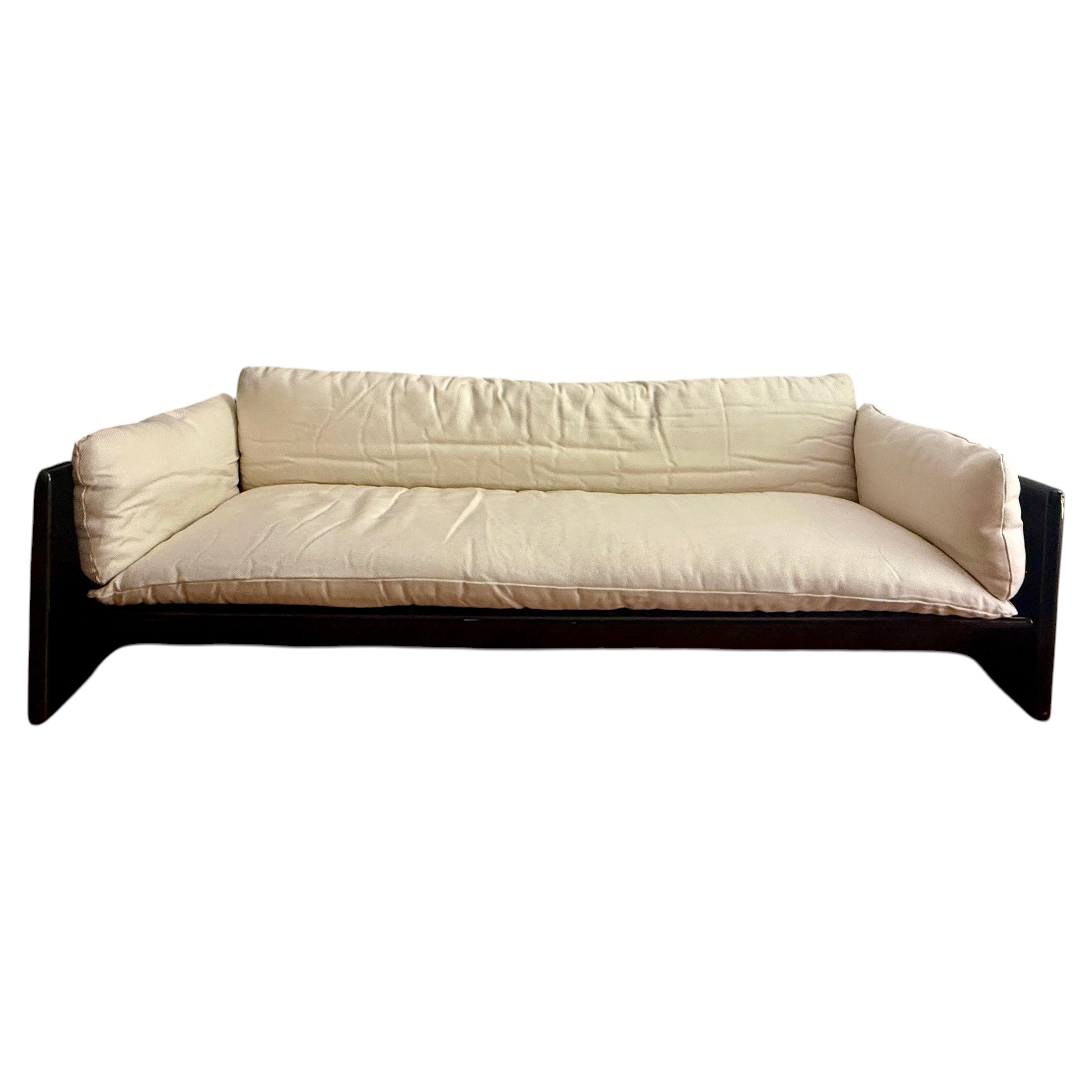 Lacquered sofa by Kazuhide Takahama for Simon Gavina. Italy, 1975