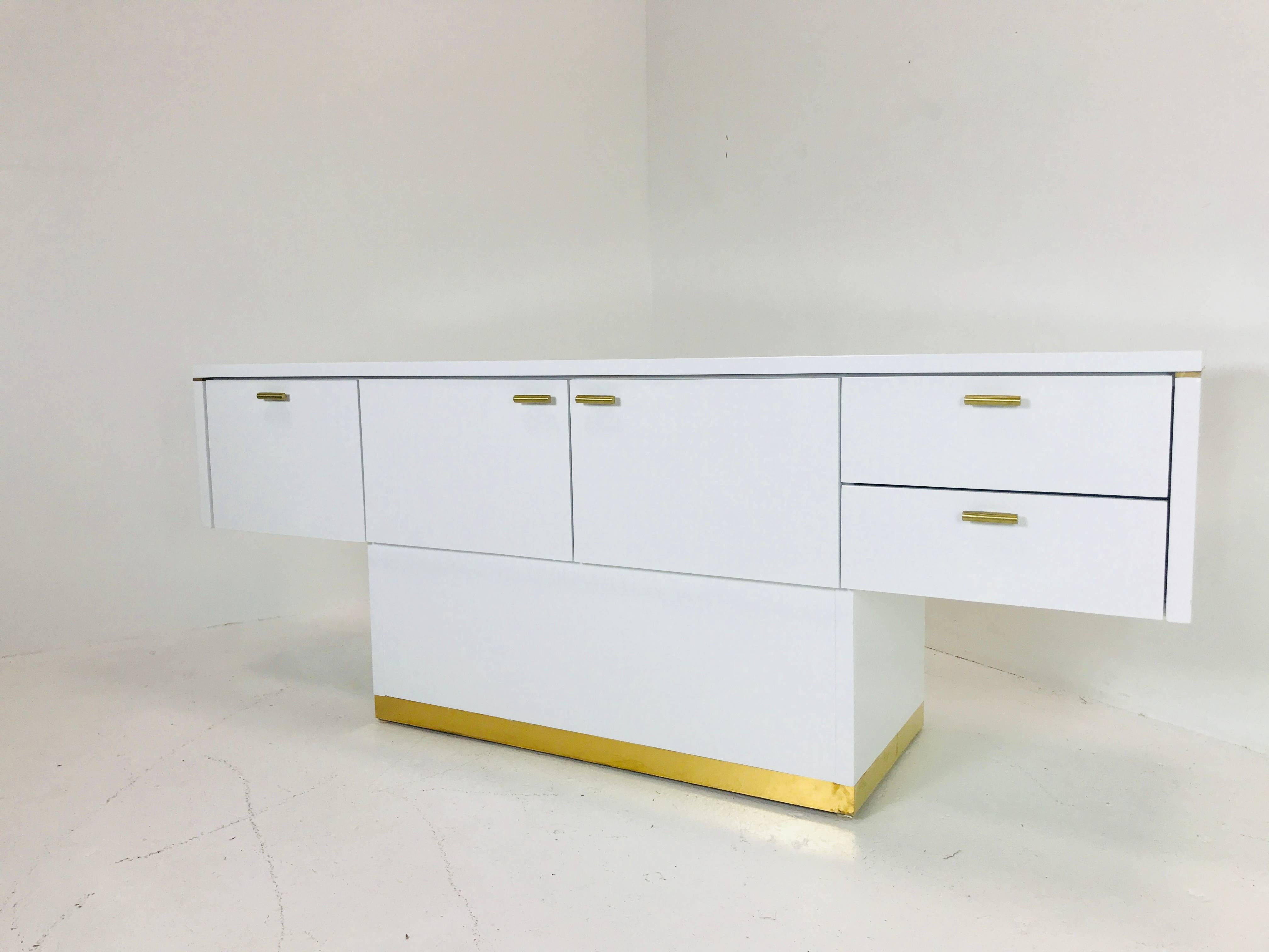 Lacquered T-Console/Sideboard with Brass Accents In Excellent Condition In Dallas, TX
