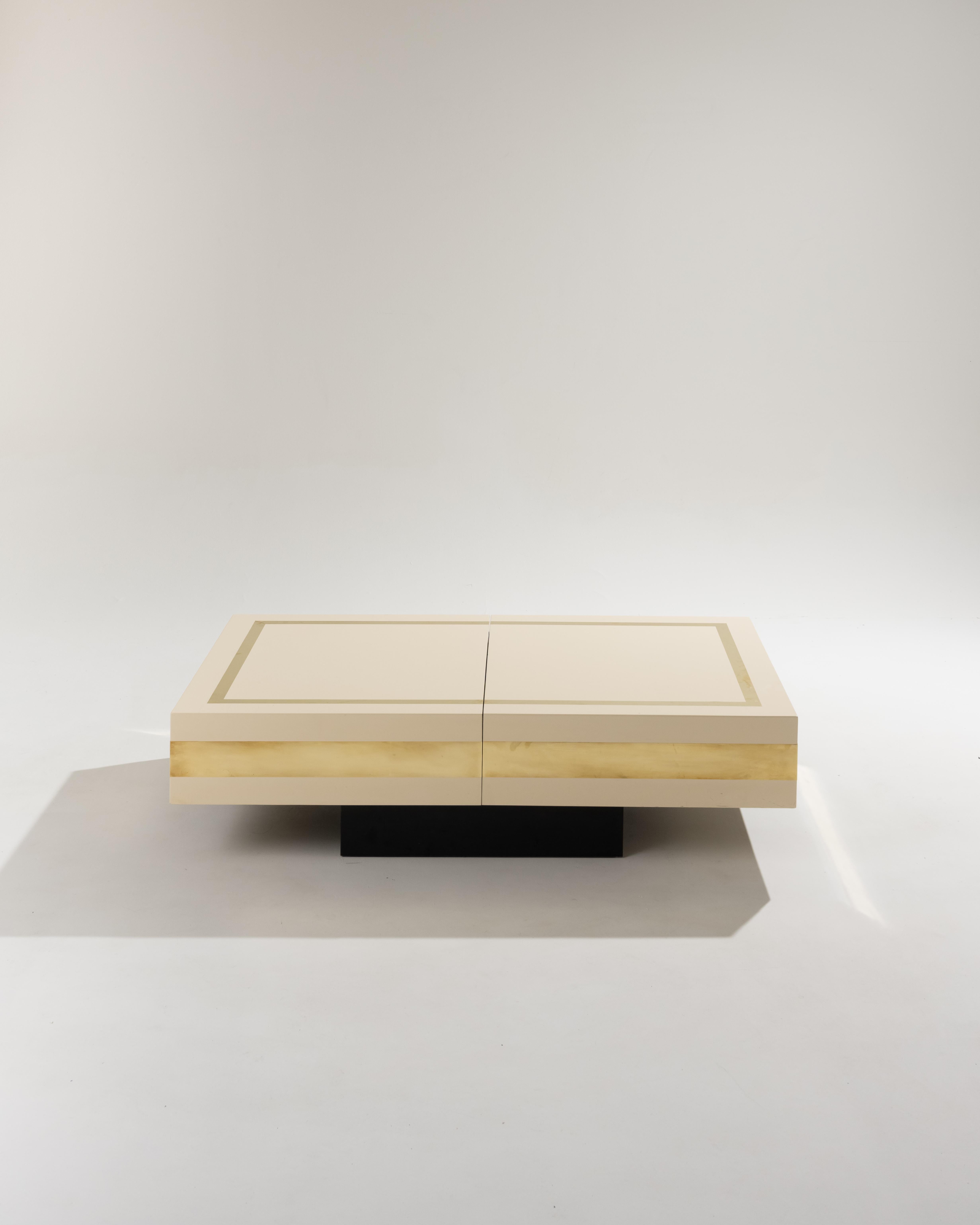 Table basse de bar en bois laqué et laiton, Jean Claude Mahey, 1970 en vente 2