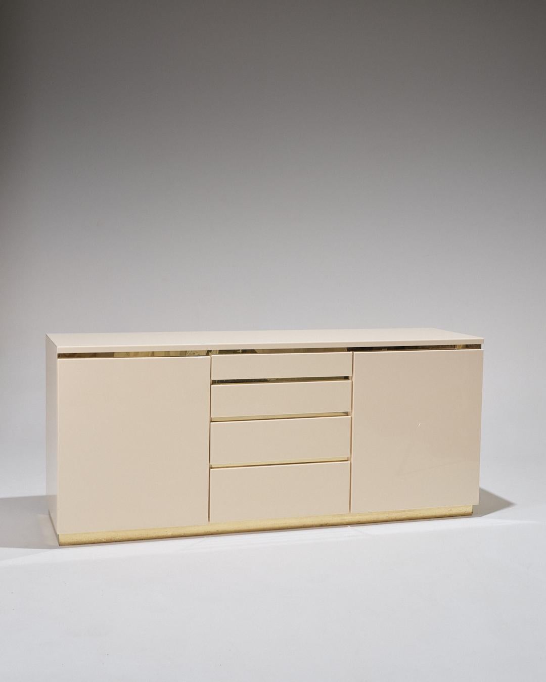Lacquered Wood and Brass Sideboard, 1970s For Sale 12