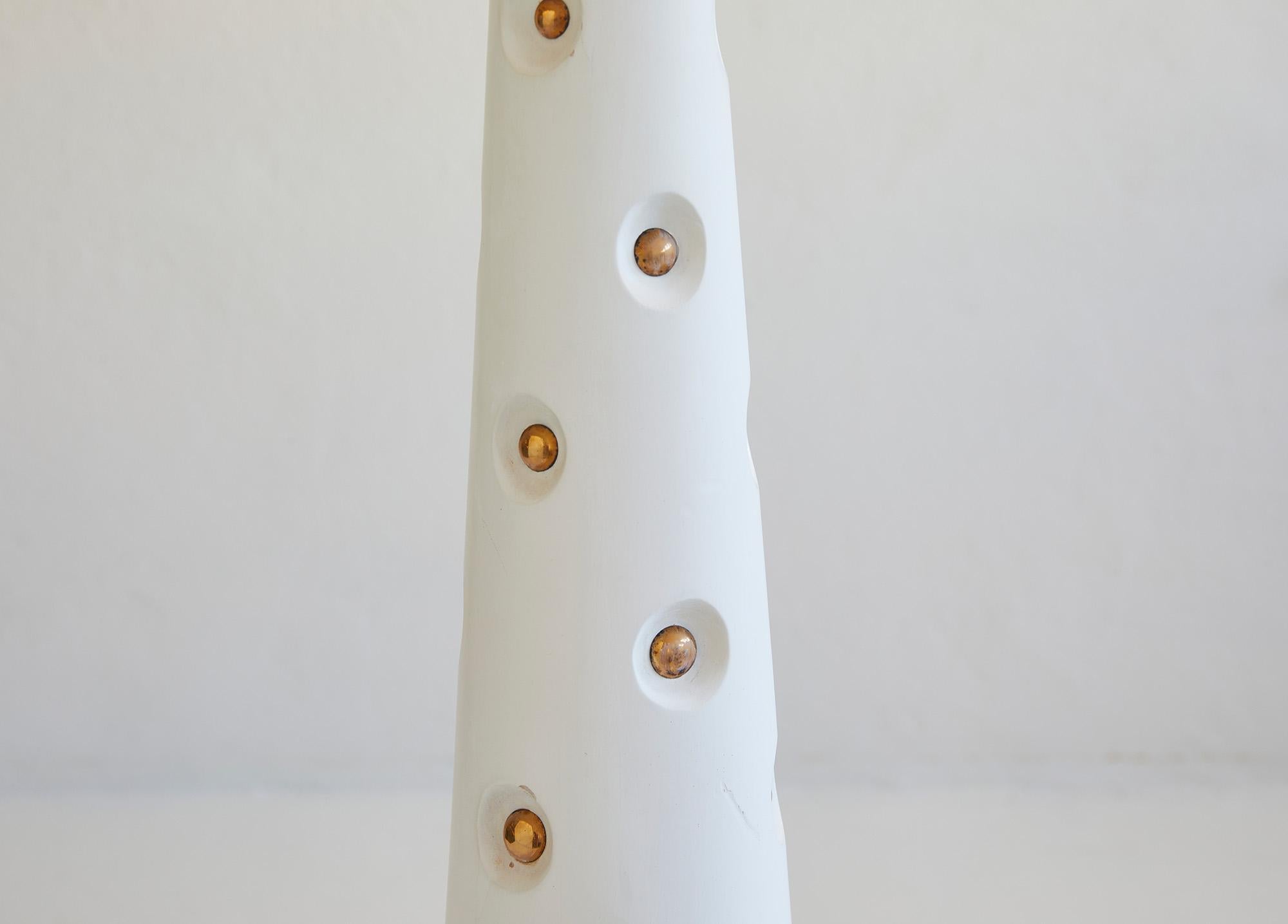 Bois Lampe de table en bois laqué et laiton, attribuée à .Stilnovo 1950-1960 en vente
