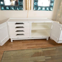Sideboard aus lackiertem Holz und Chrom