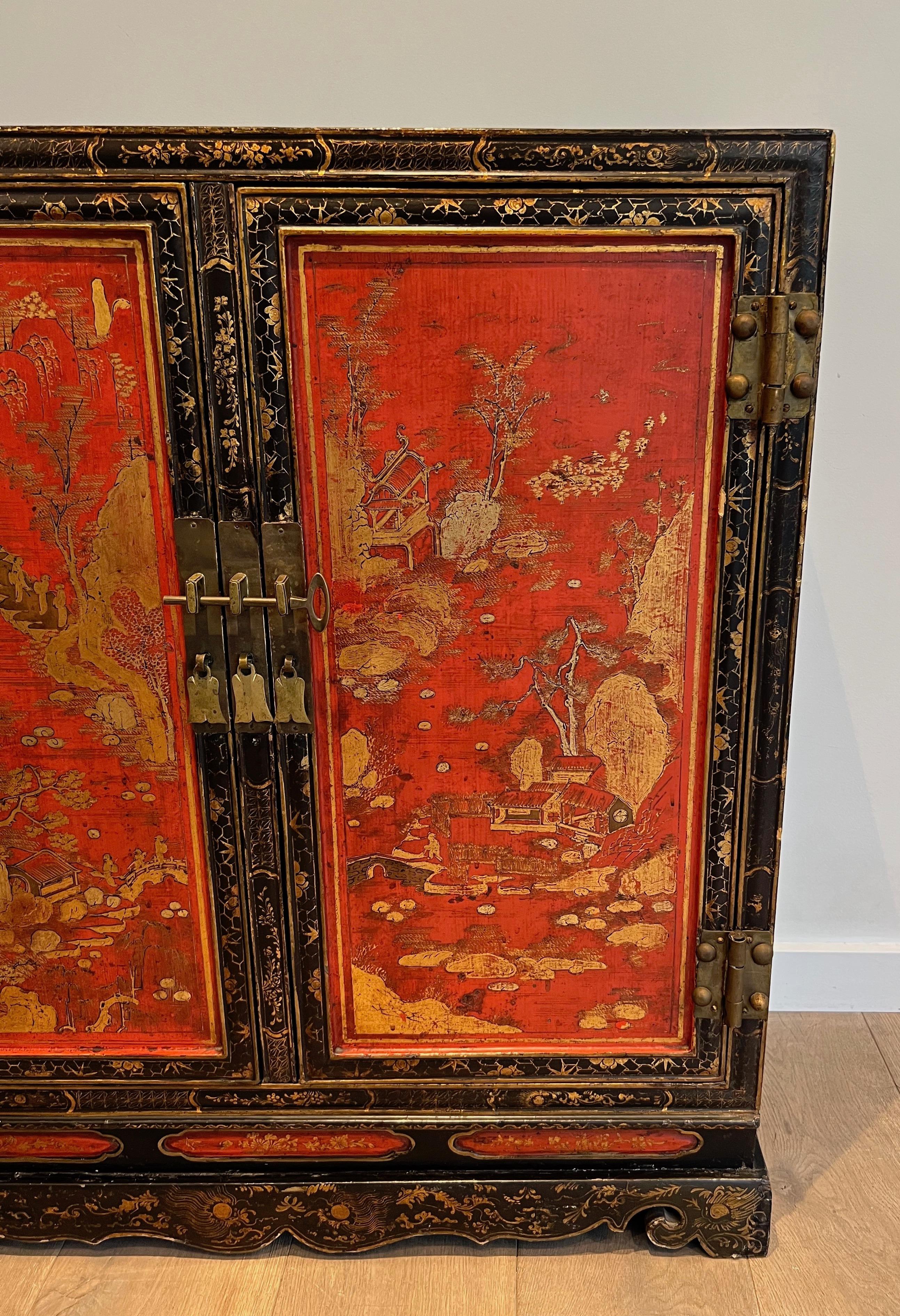 Lackiertes Wood Cabinet mit chinesischen Seen im Angebot 4