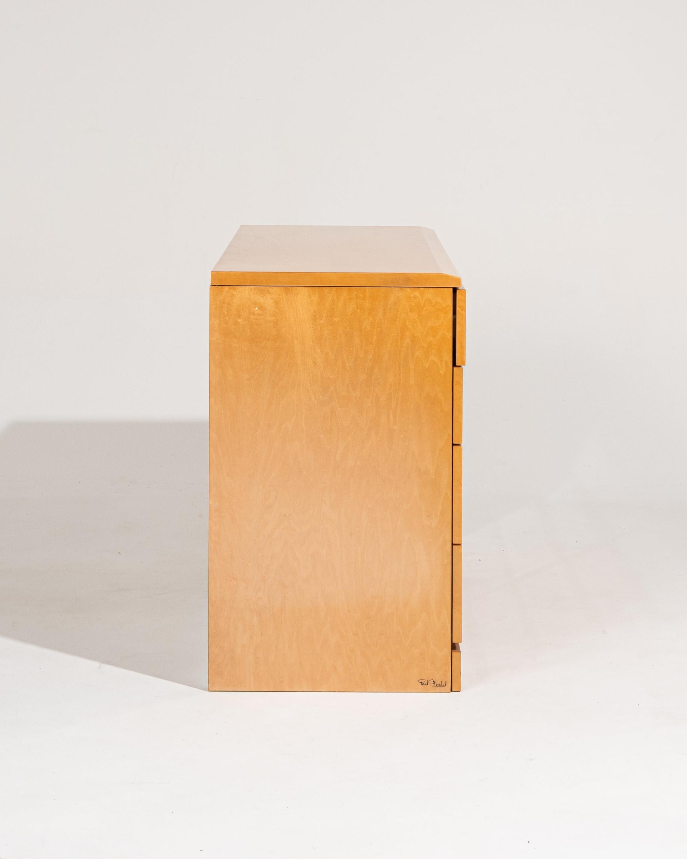 Lacquered wood chest of drawers, 1970s For Sale 1