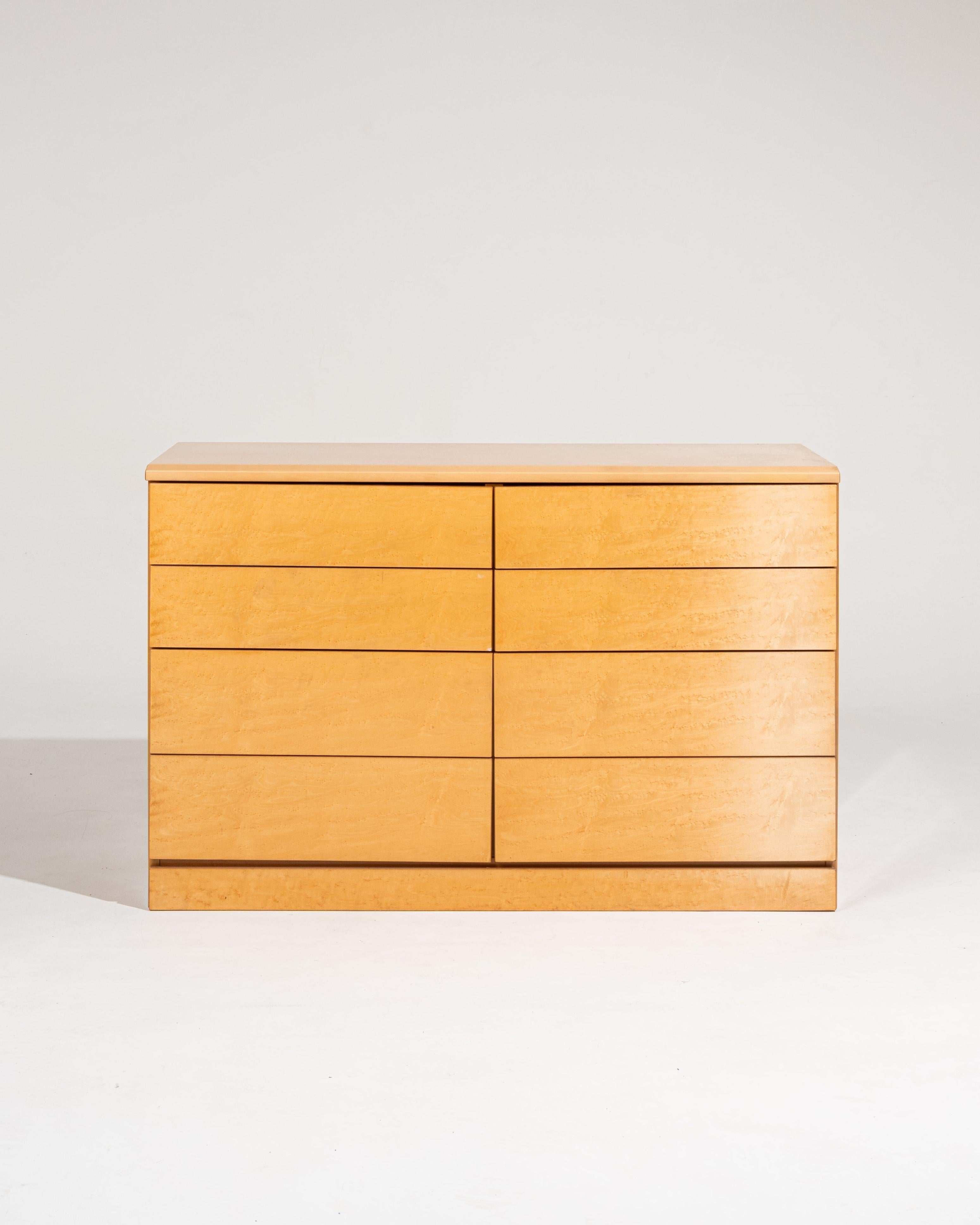 Lacquered wood chest of drawers, 1970s For Sale 4