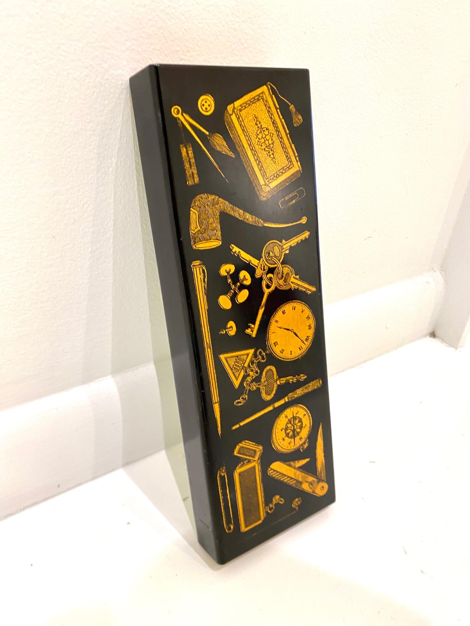 italien Lithographie du transfert de boîtes Instruments en bois laqué de Piero Fornasetti