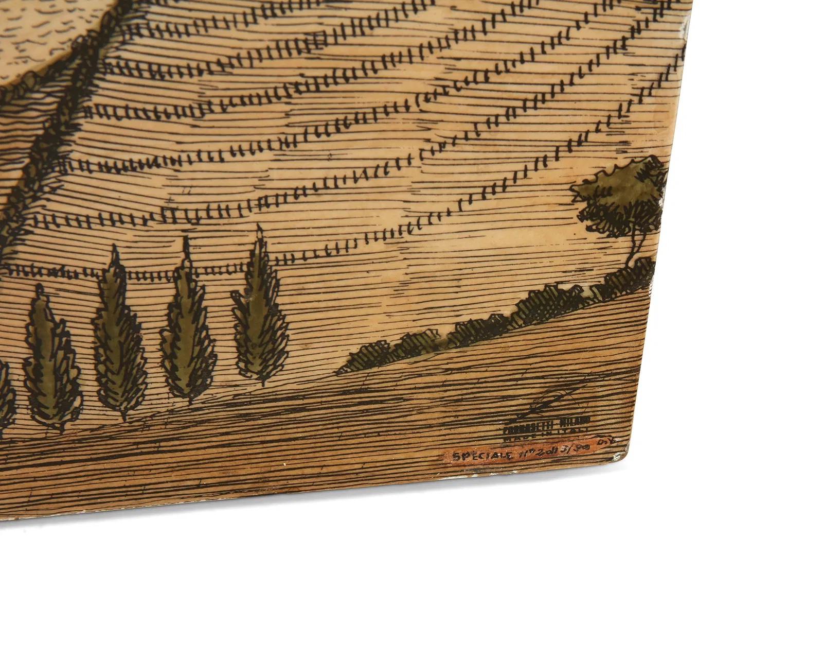 XXIe siècle et contemporain Lacquered Wood 