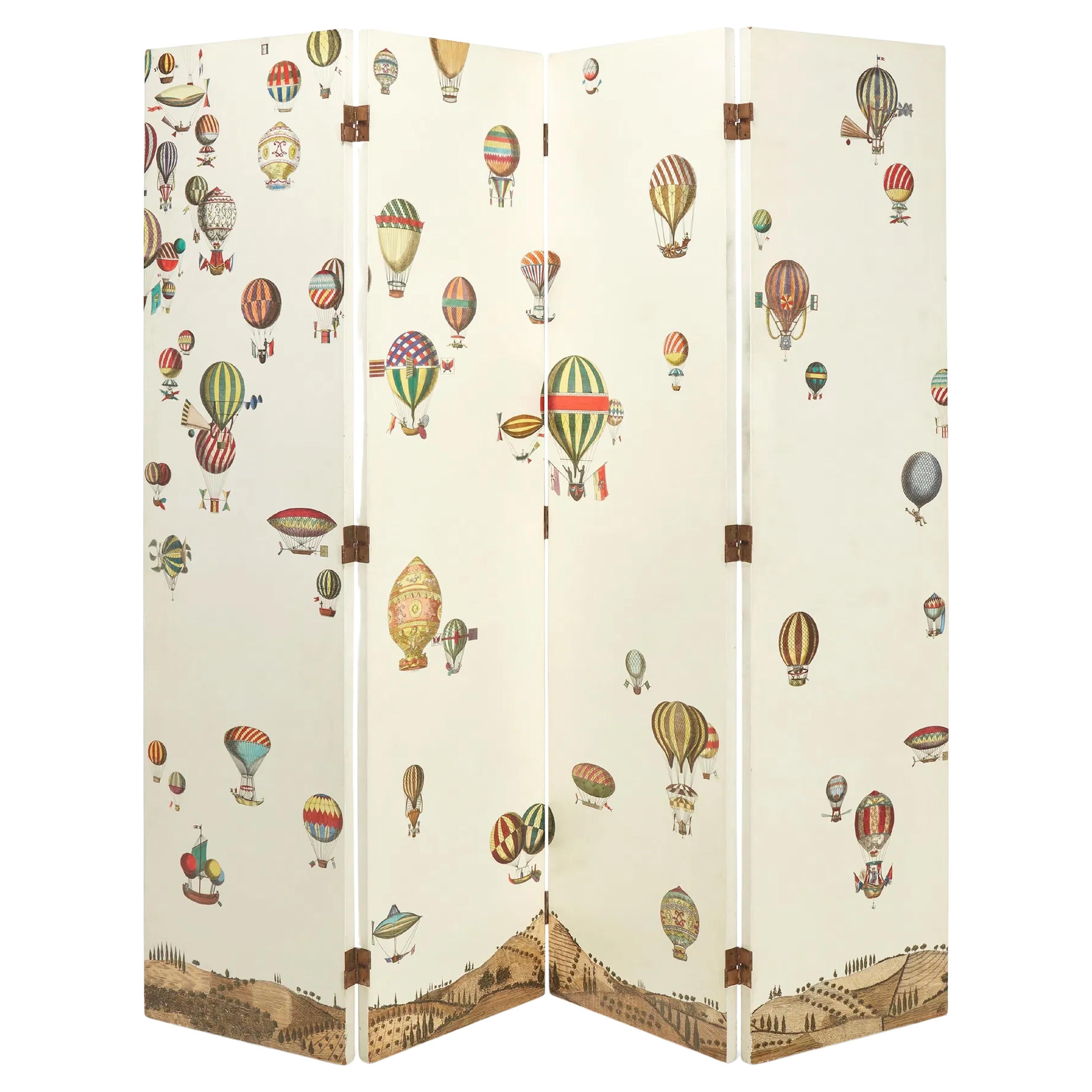 Lacquered Wood "Palloni" Folding Screen by Piero Fornasetti en vente