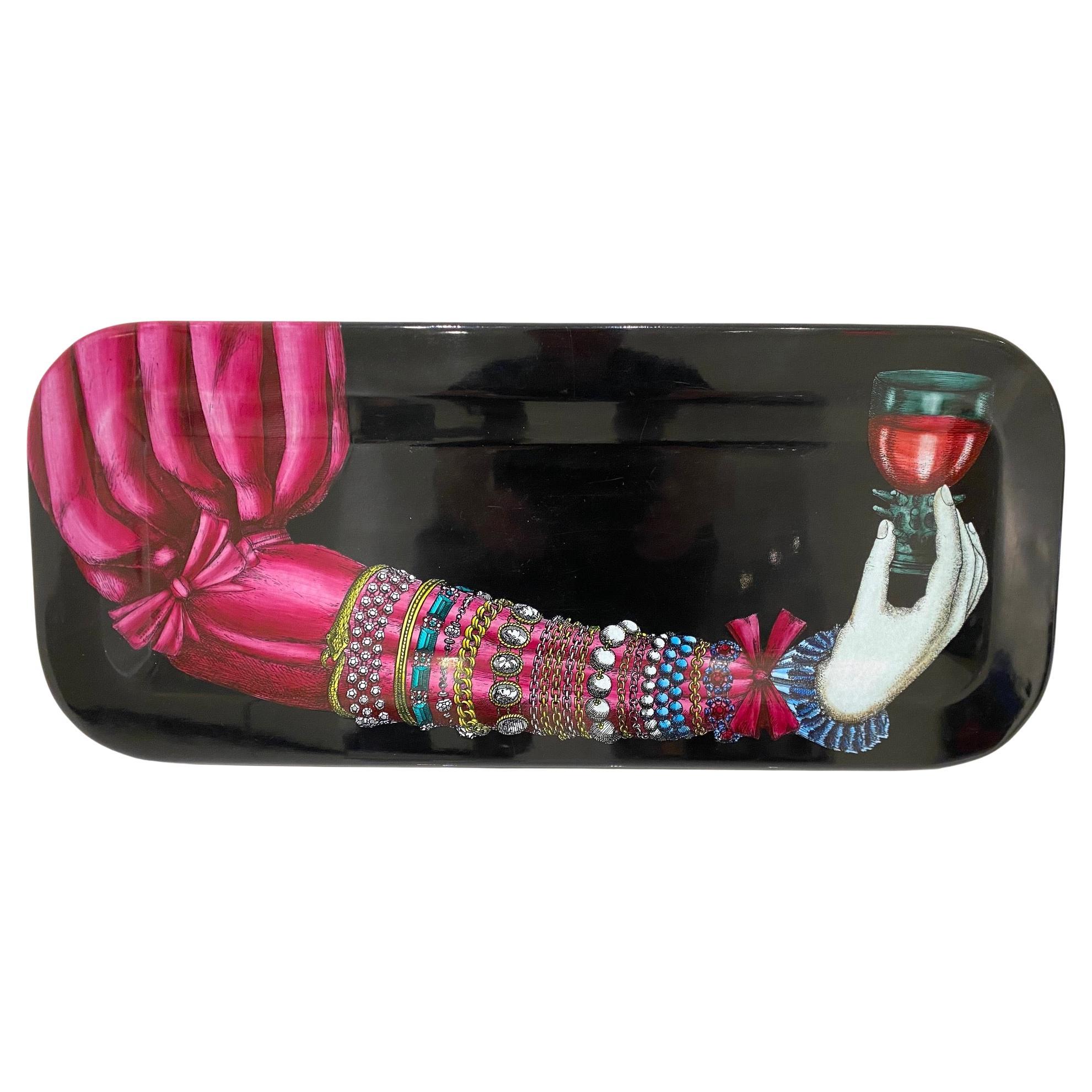 Bandeja de Madera Lacada "Rosa" de Pierro Fornasetti en venta