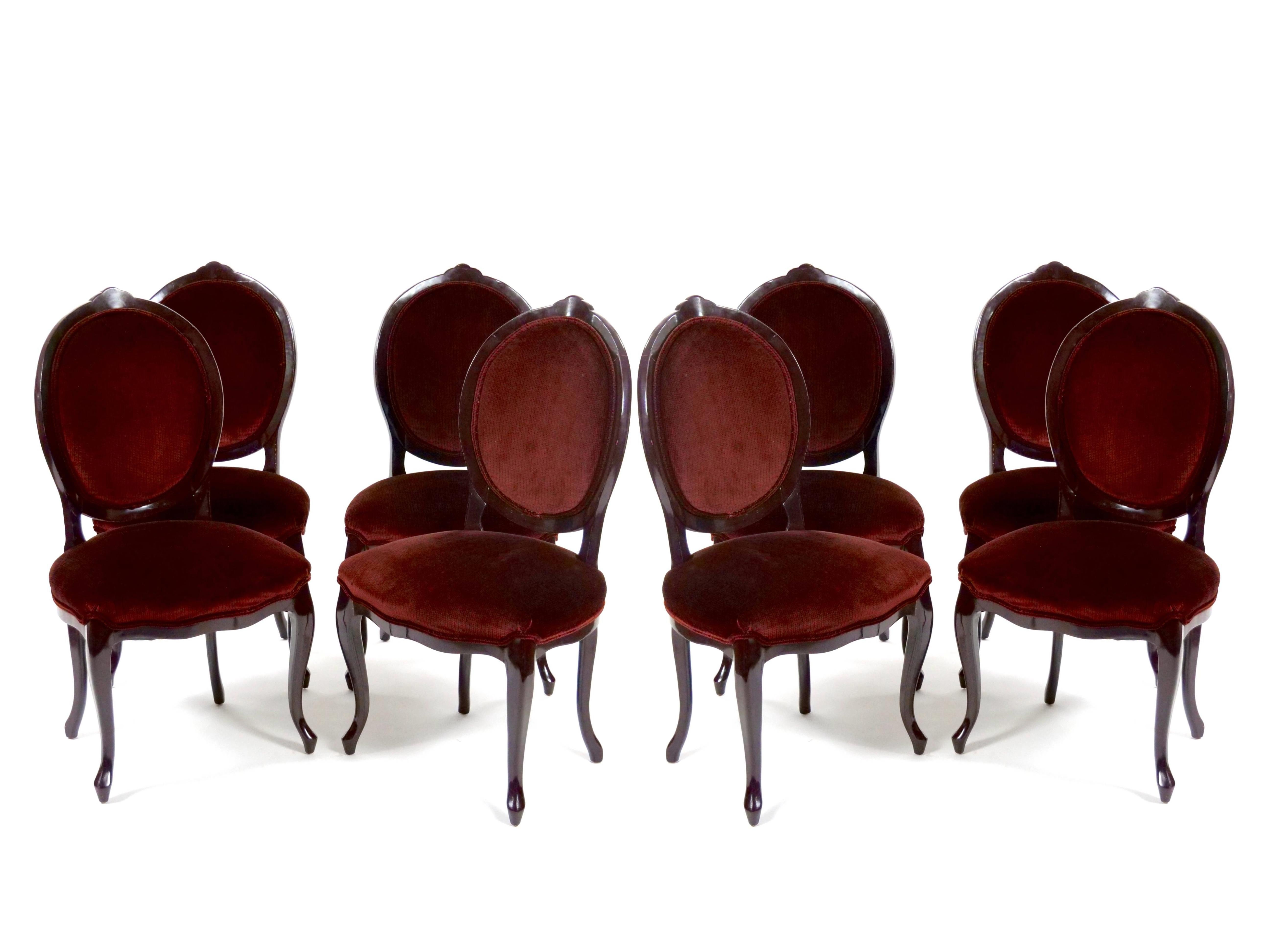 Italian Lacquered Wood Set  / Eight Louis XVI Style Painted  Dining Chairs For Sale