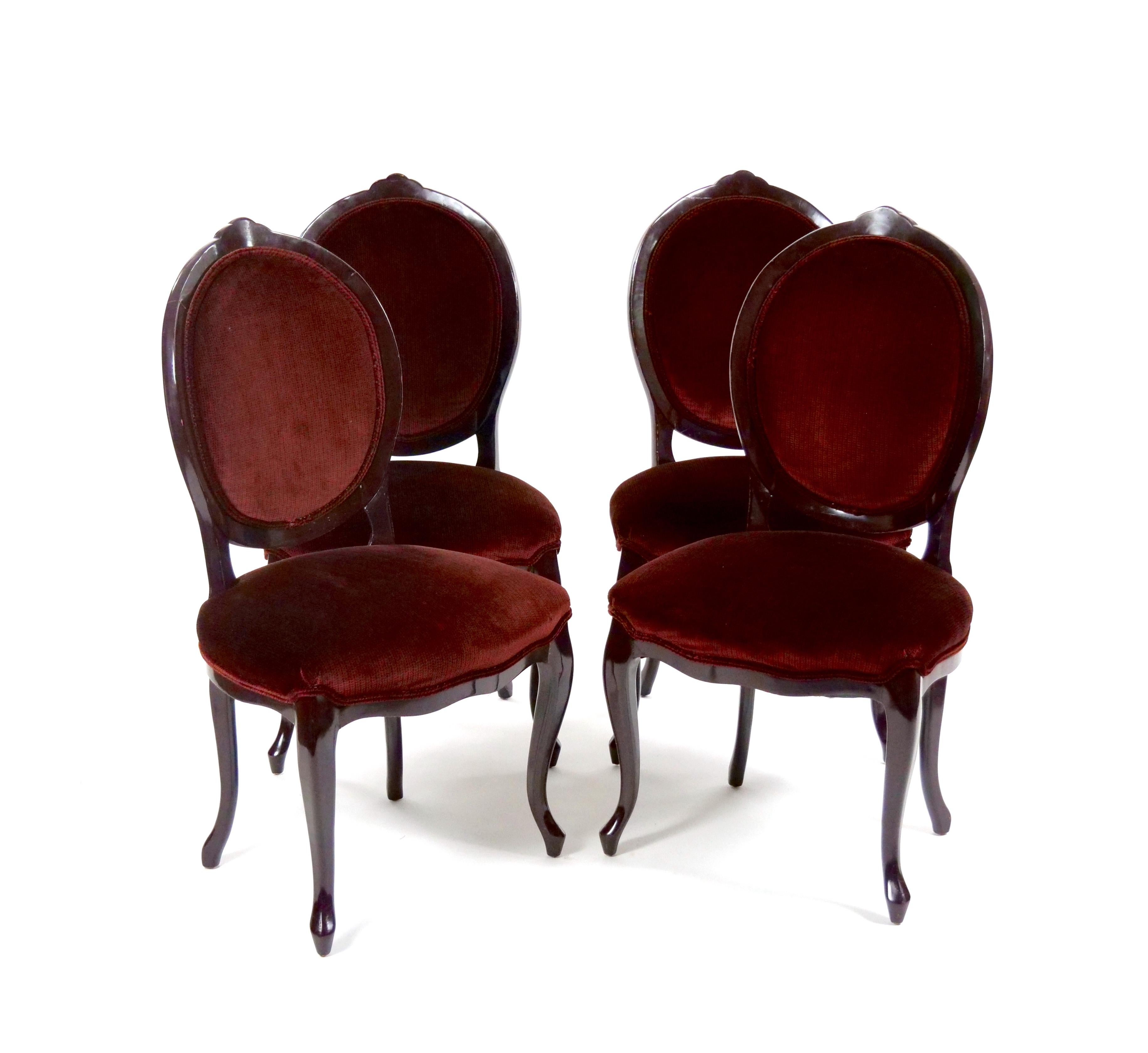 Woodwork Lacquered Wood Set  / Eight Louis XVI Style Painted  Dining Chairs For Sale