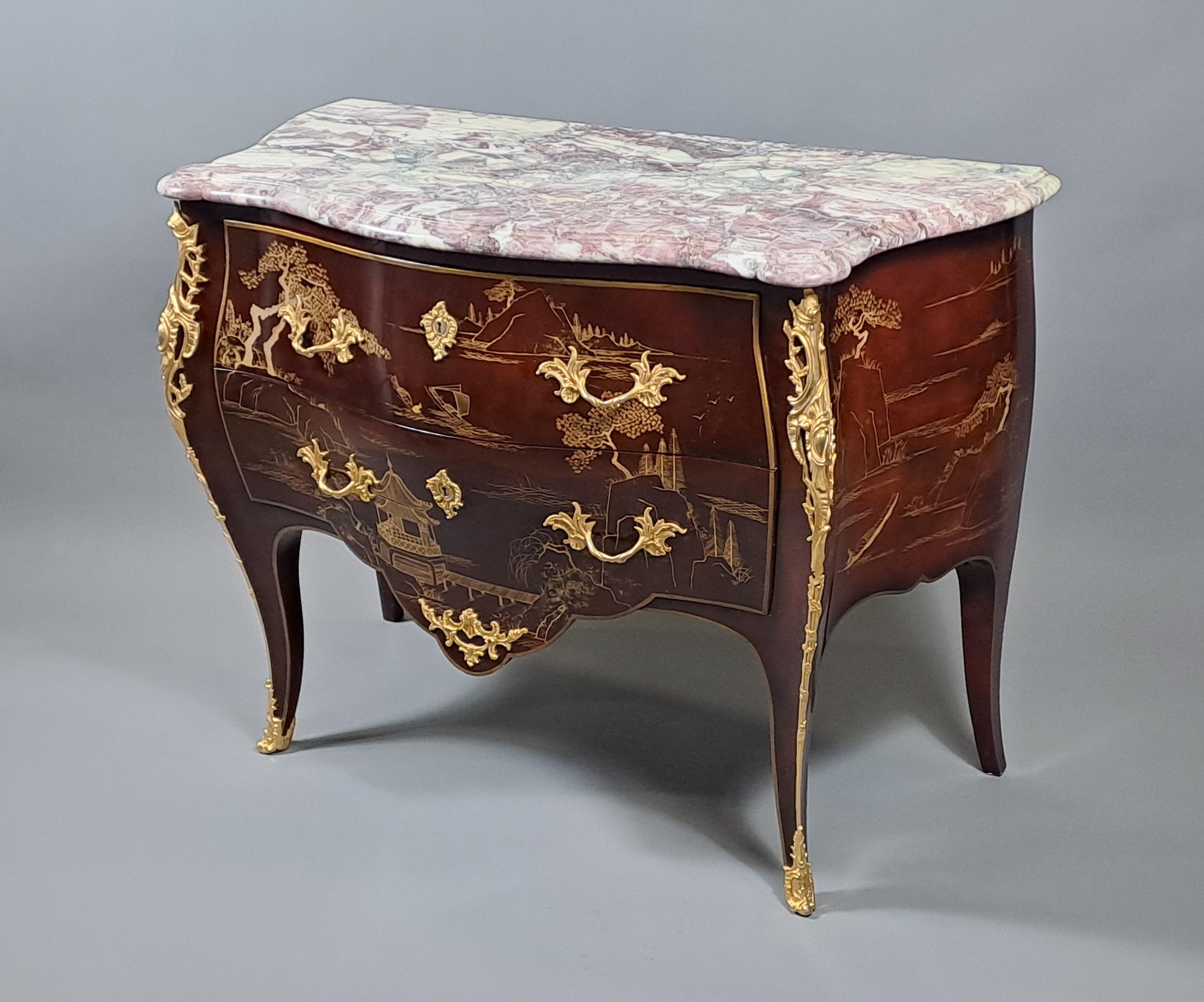 Francese Commode in legno laccato in stile cinese in vendita