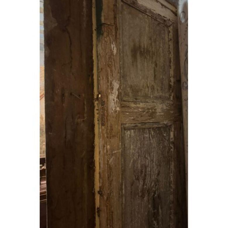 Porta in legno laccato a due ante con pannelli dipinti, Italia in vendita 1