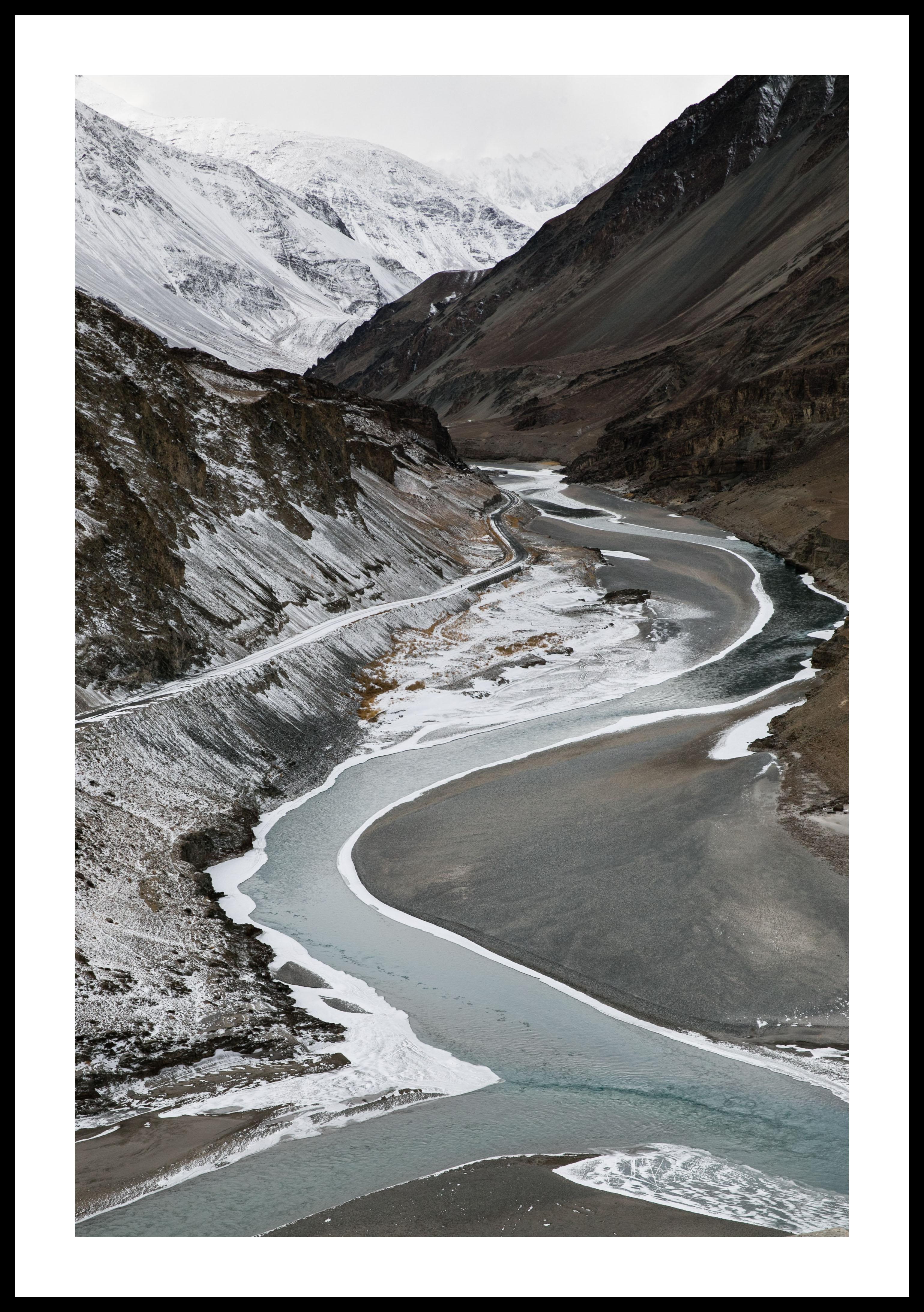 Paper “Ladakh” Photography, 2018, by Brazilian photographer Chico Kfouri