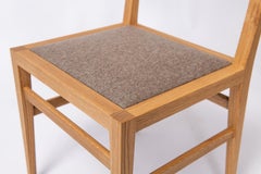 Esszimmerstuhl mit Leiterrückenlehne aus weißer Eiche von Boyd und Allister