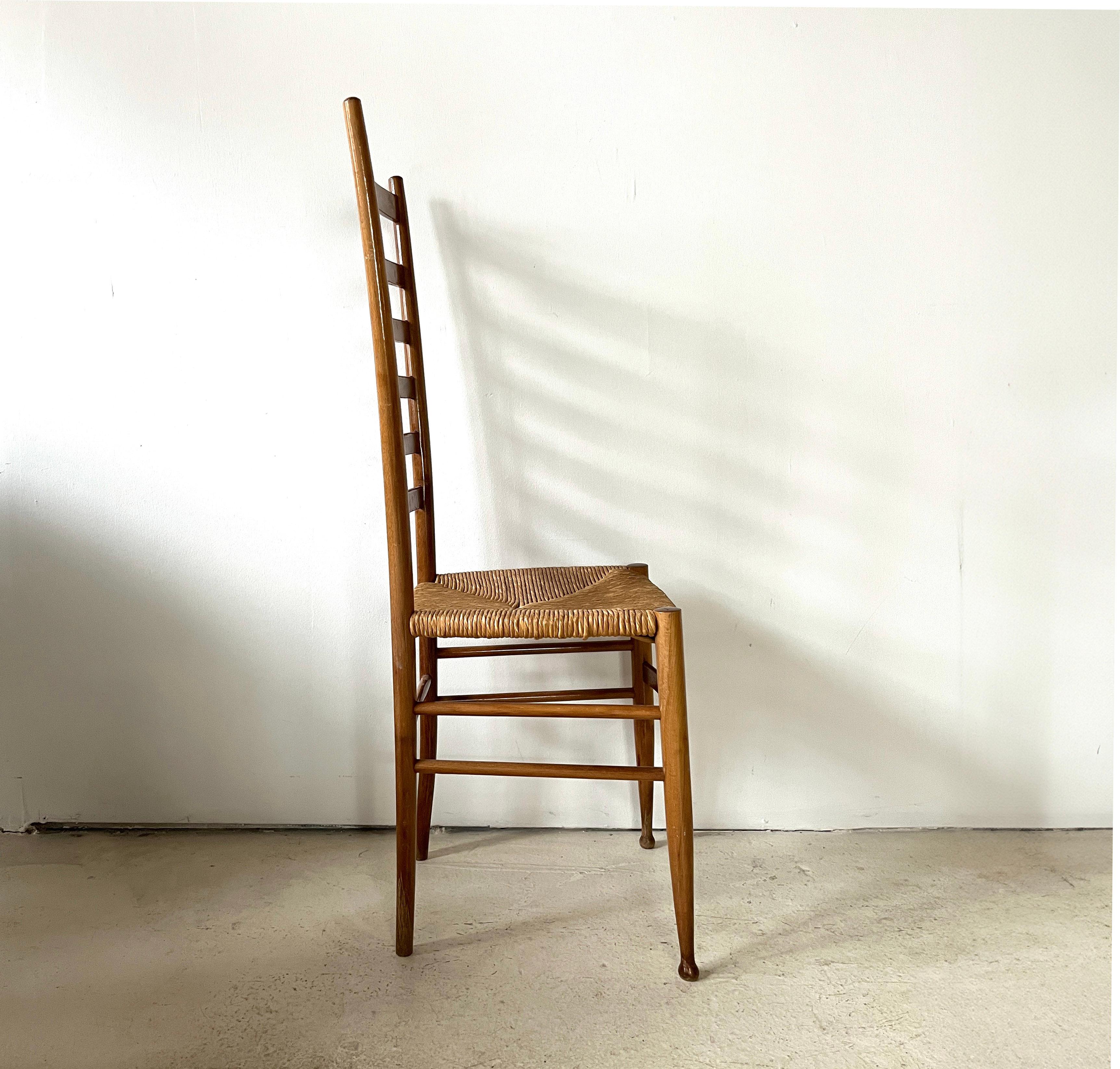 Mid-Century Modern Ladderback and Rush Seat Italian Wood Dining Chair For Sale