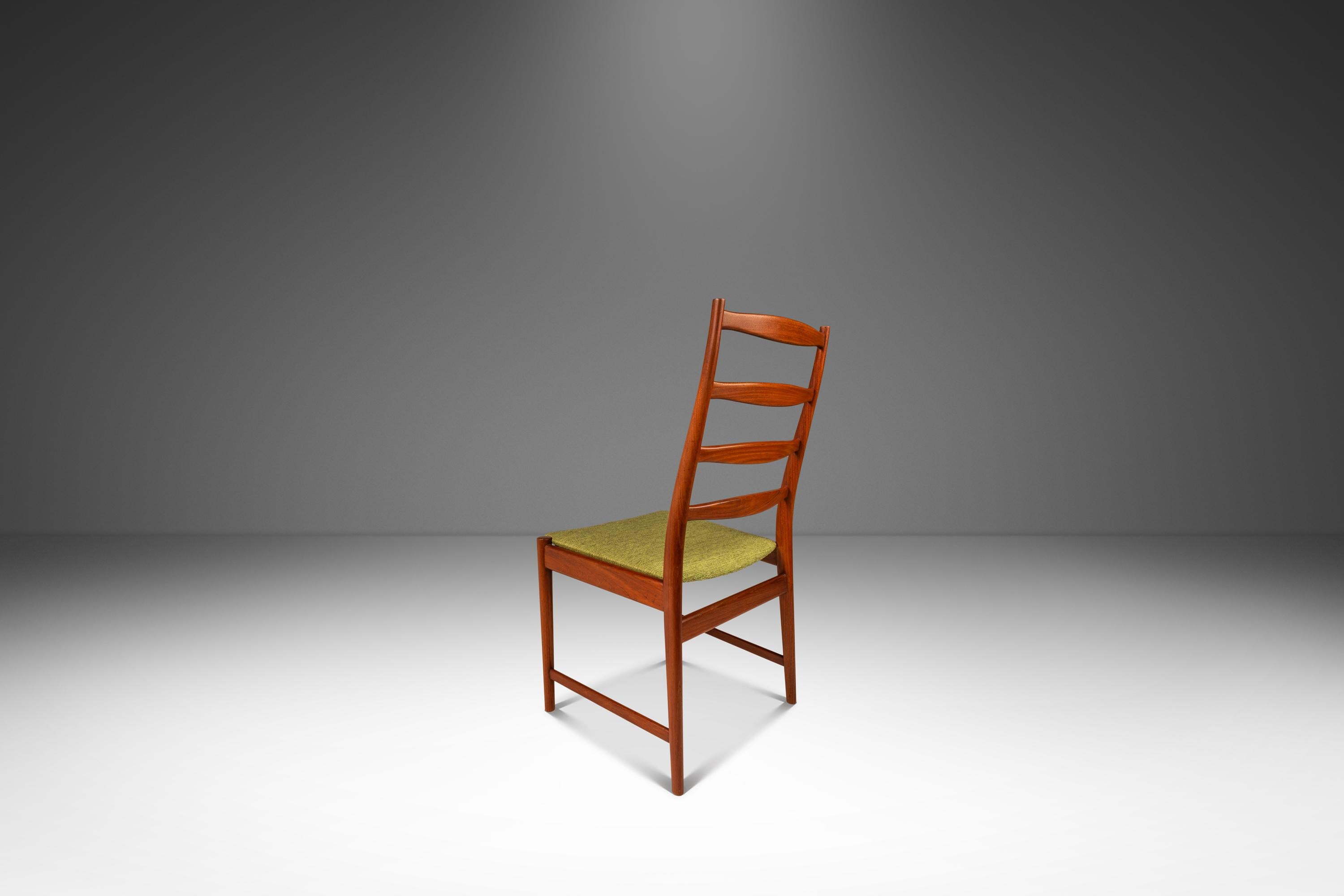 Mid-Century Modern Ladderback Side/Desk Chair in Teak by Torbjorn Afdal for Vamo, Denmark, c. 1960s For Sale