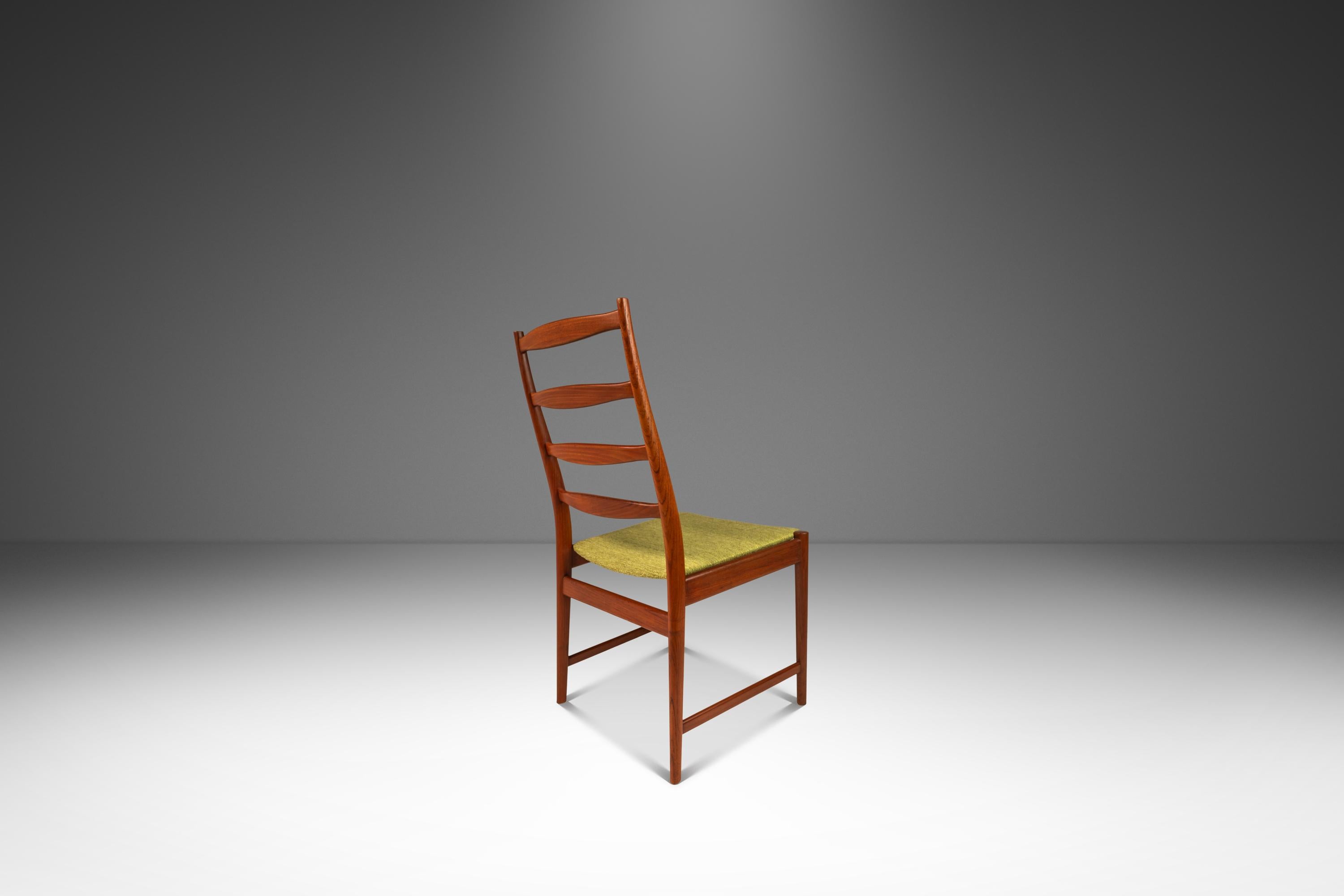 Mid-20th Century Ladderback Side/Desk Chair in Teak by Torbjorn Afdal for Vamo, Denmark, c. 1960s For Sale