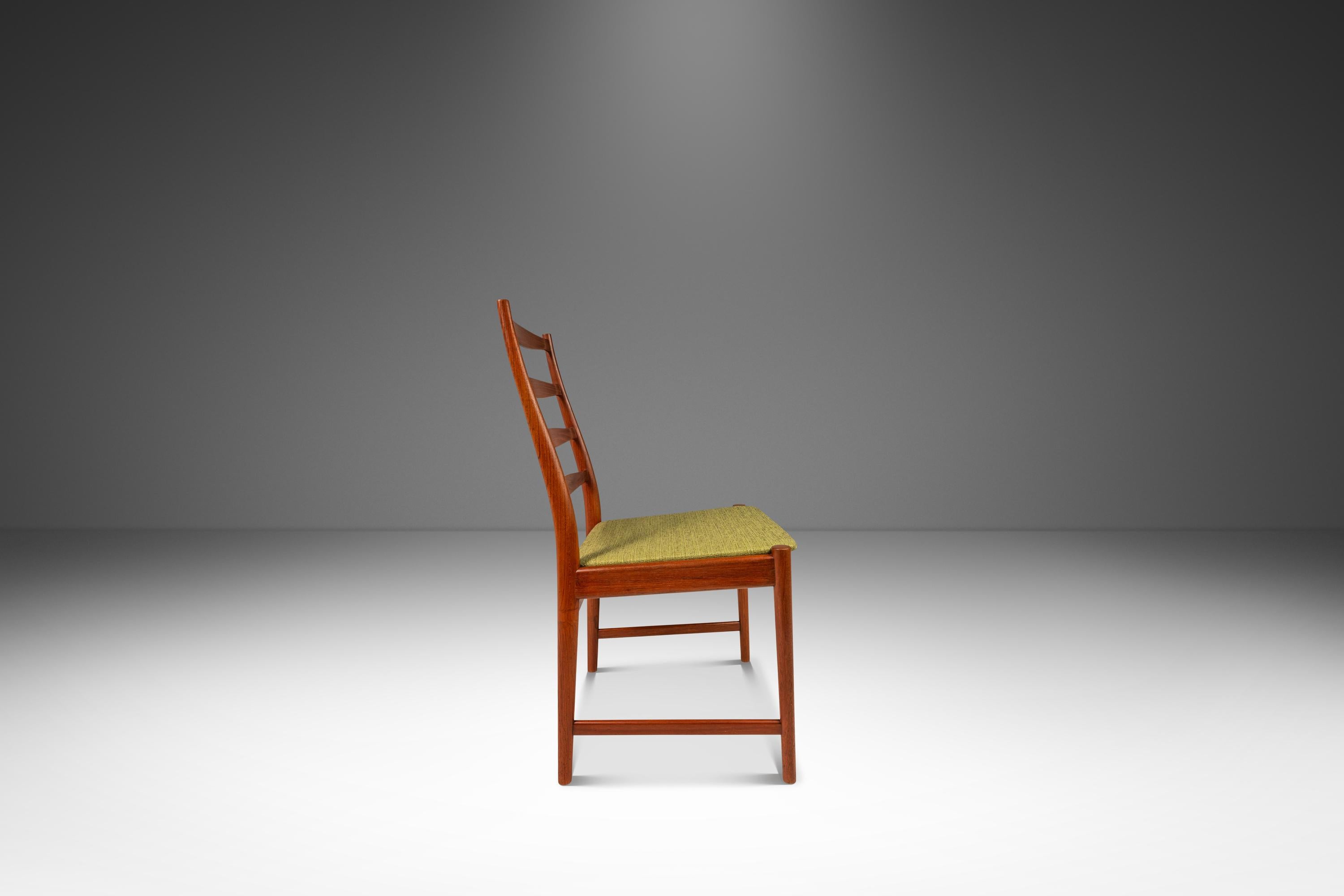 Ladderback Side/Desk Chair in Teak by Torbjorn Afdal for Vamo, Denmark, c. 1960s For Sale 1