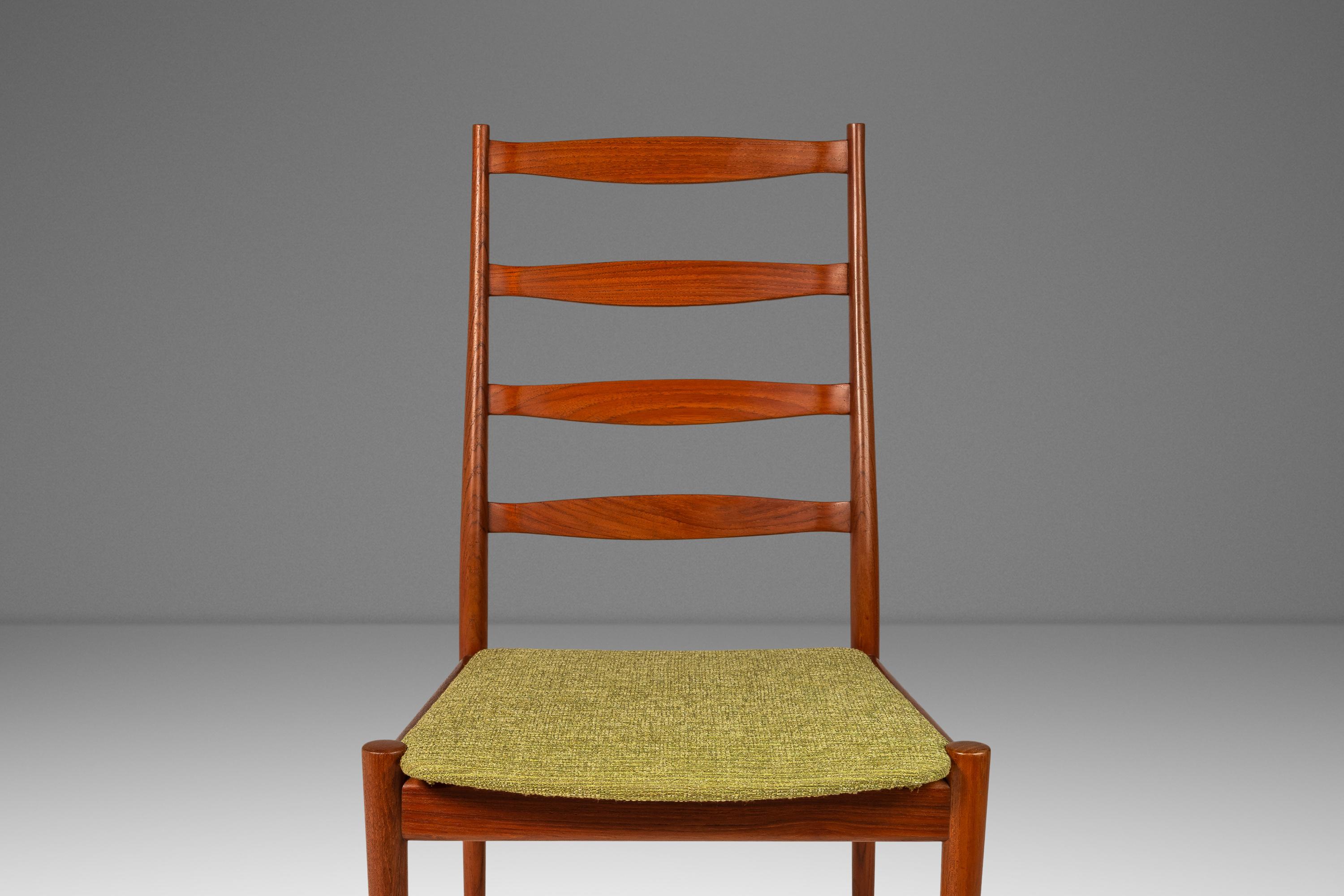 Ladderback Side/Desk Chair in Teak by Torbjorn Afdal for Vamo, Denmark, c. 1960s For Sale 3