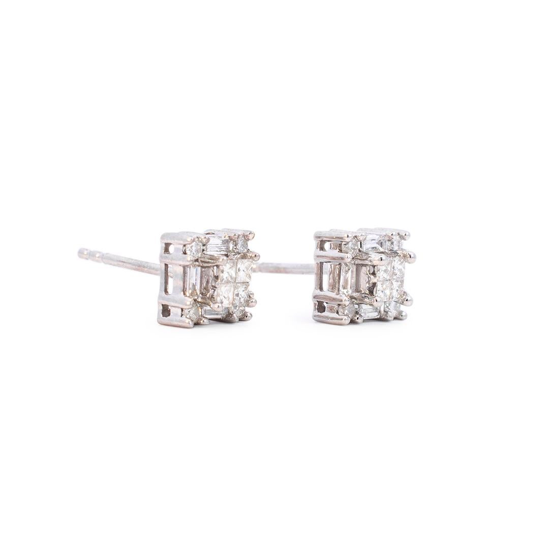 Princess Cut Ladies 10K White Gold Squared Diamond Stud Earrings For Sale
