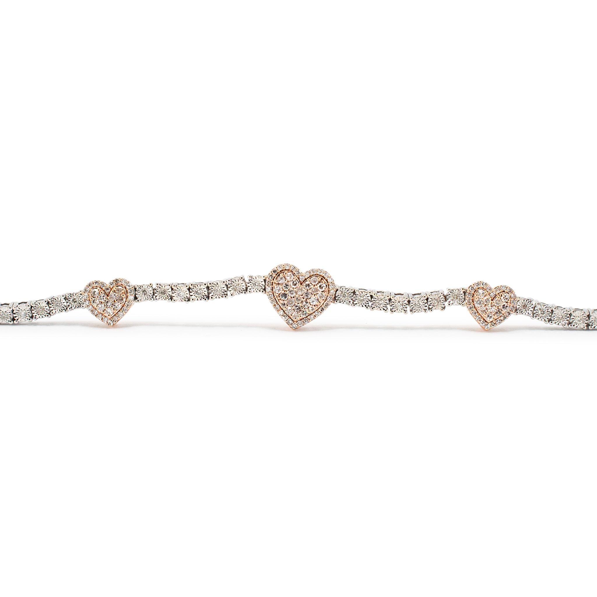 Damen-Tennisarmband, 10 Karat Weiß- und Roségold, Pavé-Diamant-Herz-Station (Rundschliff)