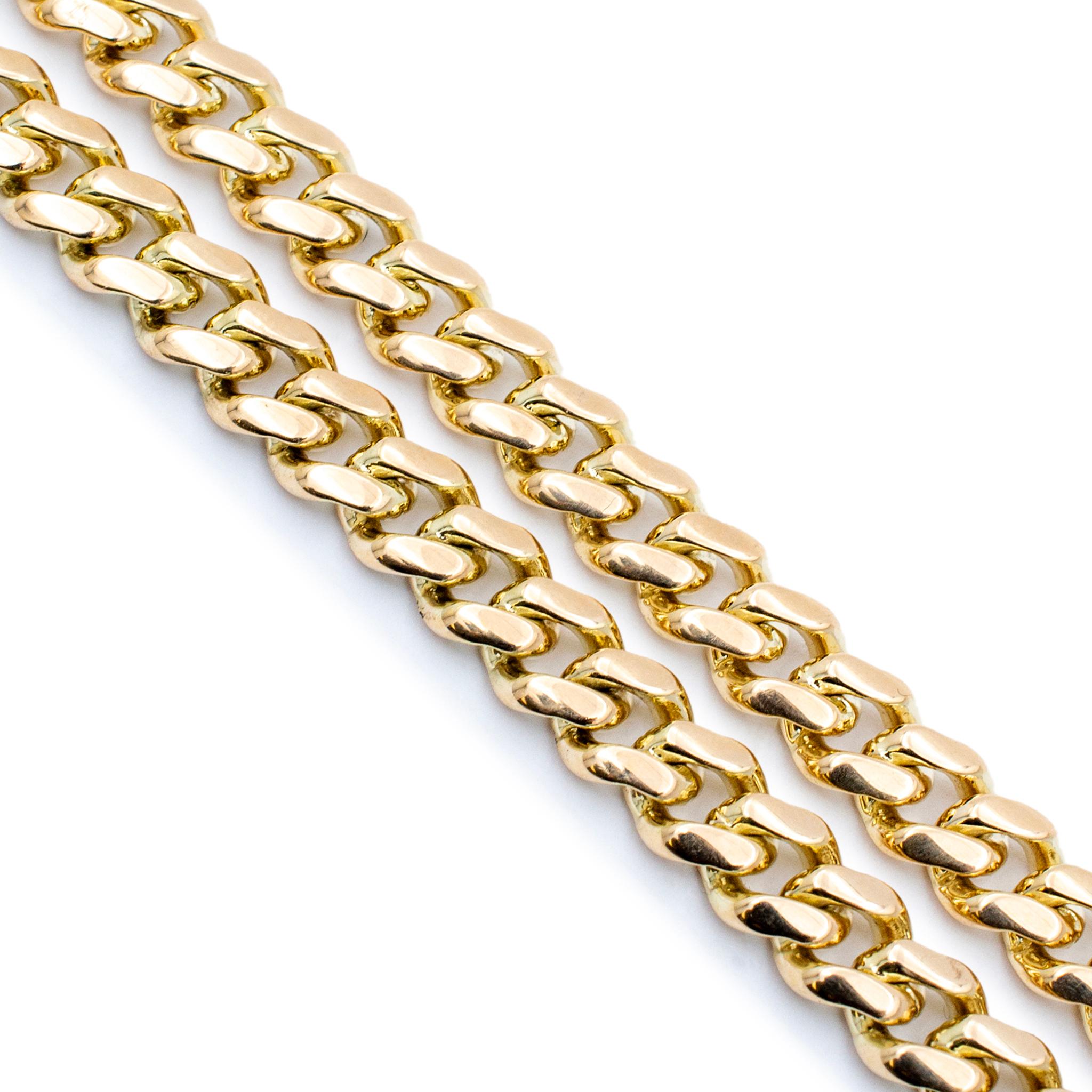 Gender: Ladies

Metal Type: 10K Yellow Gold

Length: 26.00 inches

Width: 7.50 mm

Total weight: 94.10 grams

10K yellow gold cuban link chain.Engraved with 