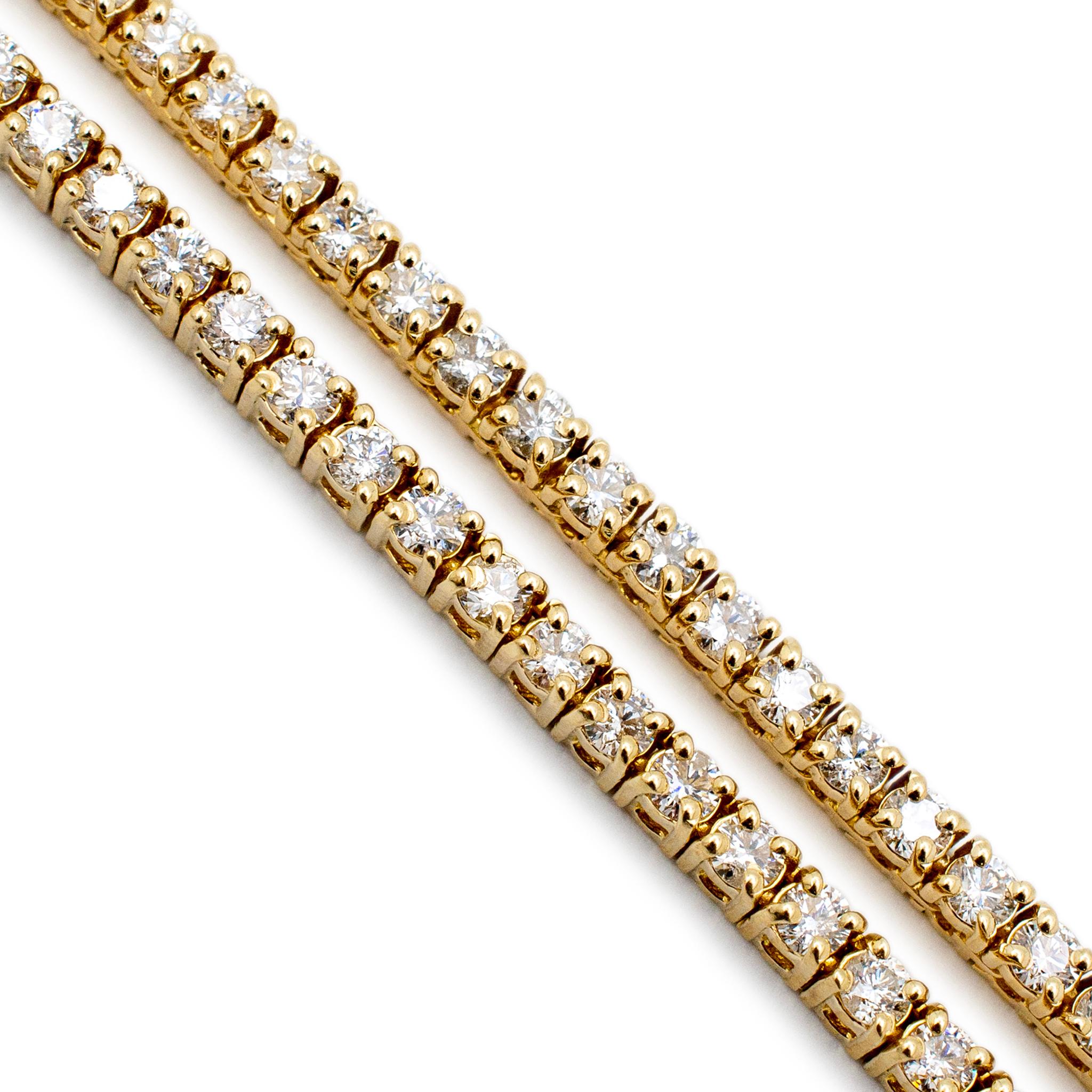 Geschlecht: Damen

Metall Typ: 10K Gelbgold

Länge: 18,00 Zoll

Breite: 3,00 mm

Gewicht: 30,83 Gramm

Damen 10K Gelbgold Diamant-Halskette. Das Metall wurde getestet und es wurde festgestellt, dass es sich um 10 Karat Gelbgold handelt. Graviert mit