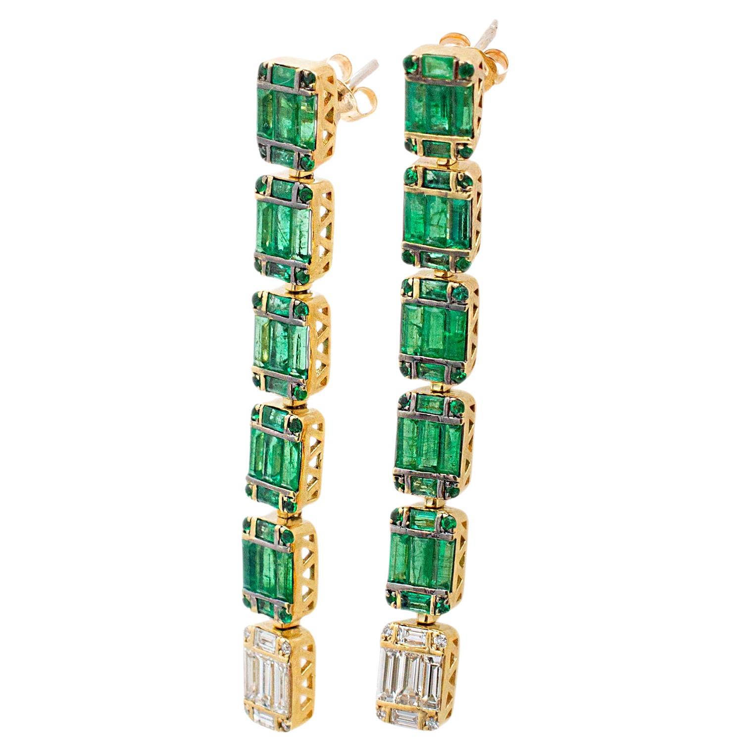 Gender: Ladies


Metal Type: 10K Yellow Gold


Length: 2.00 inches


Width: 5.30 mm

Weight: 7.28 grams

10K yellow gold, diamond and emerald vintage dangle, drop earrings with push backs. Engraved with 