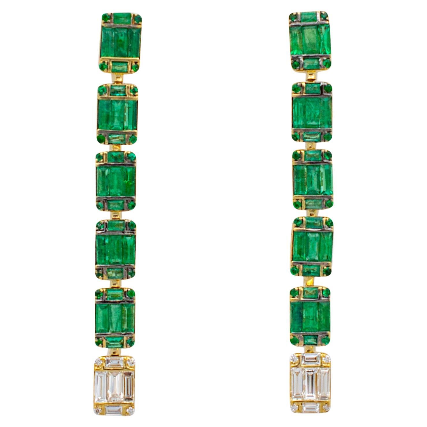 Ladies 10K Yellow Gold Emeralds & Diamonds Dangle Drop Earrings For Sale