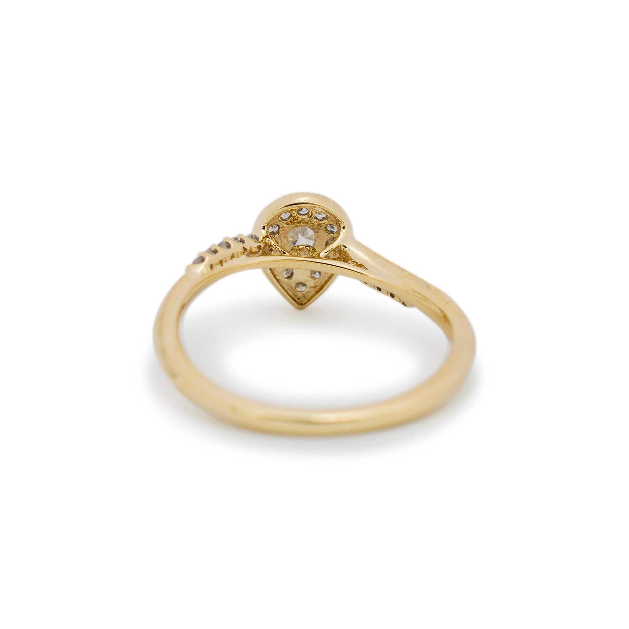 Damen-Verlobungsring aus 10 Karat Gelbgold mit birnenförmigem Halo-Diamant und Wellenschliff, akzentuiert 1
