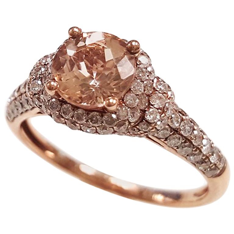 Ladies 14 Karat Rose Gold Morganite and Diamonds Ring For Sale