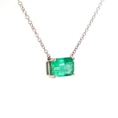 Ladies 14 Karat White Gold Emerald Pendant