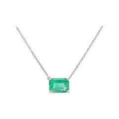 Ladies 14 Karat White Gold Emerald Pendant