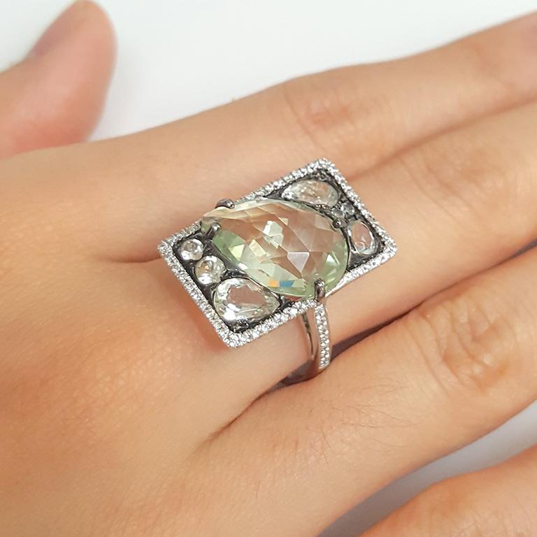 Ladies 14 Karat White Gold Green Amethyst and Diamond Ring In New Condition In New York, NY