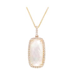 Ladies 14 Karat Yellow Gold Mother of Pearl and Round Diamond Pendant